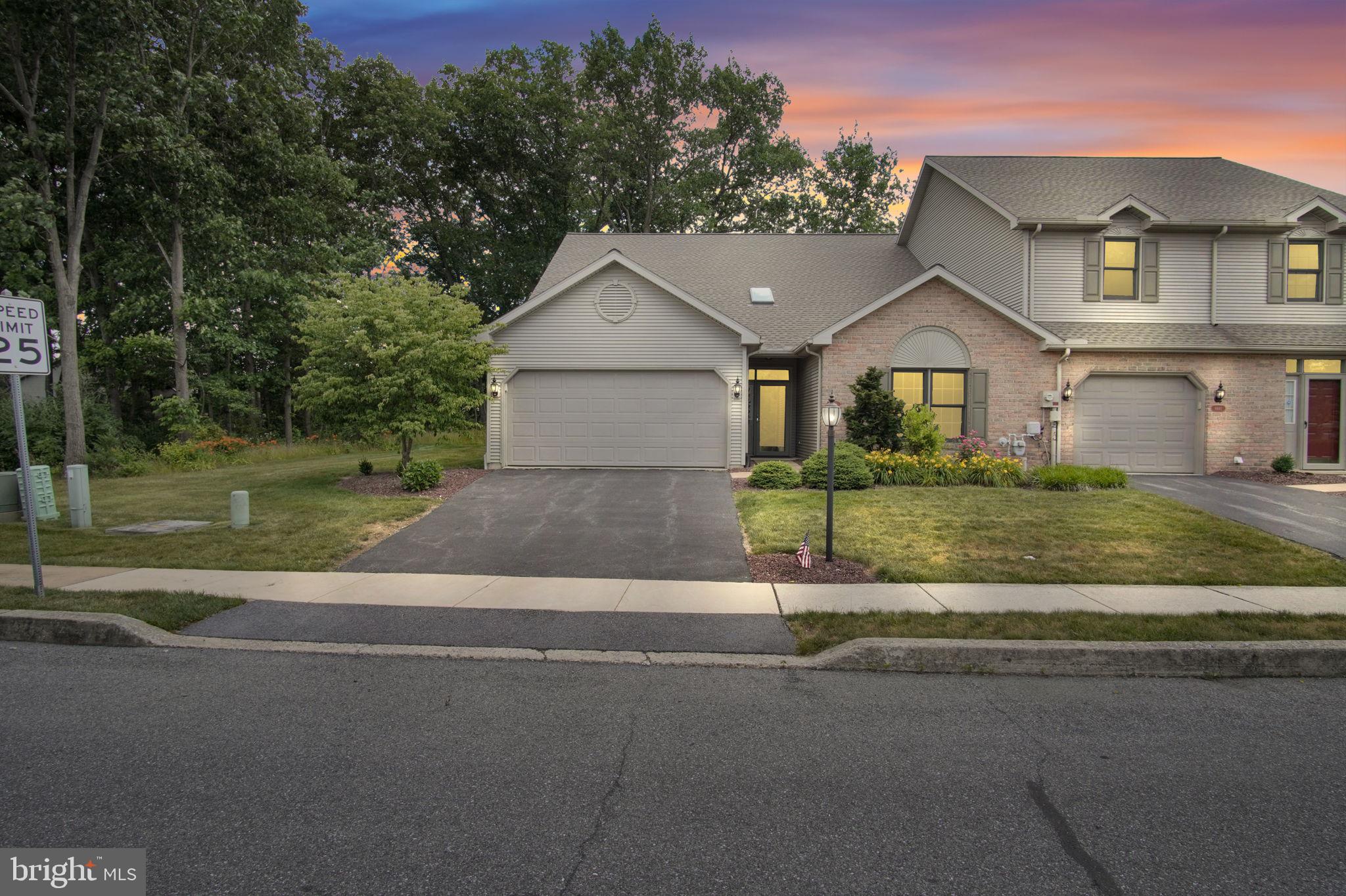 6443 OAK VIEW DRIVE