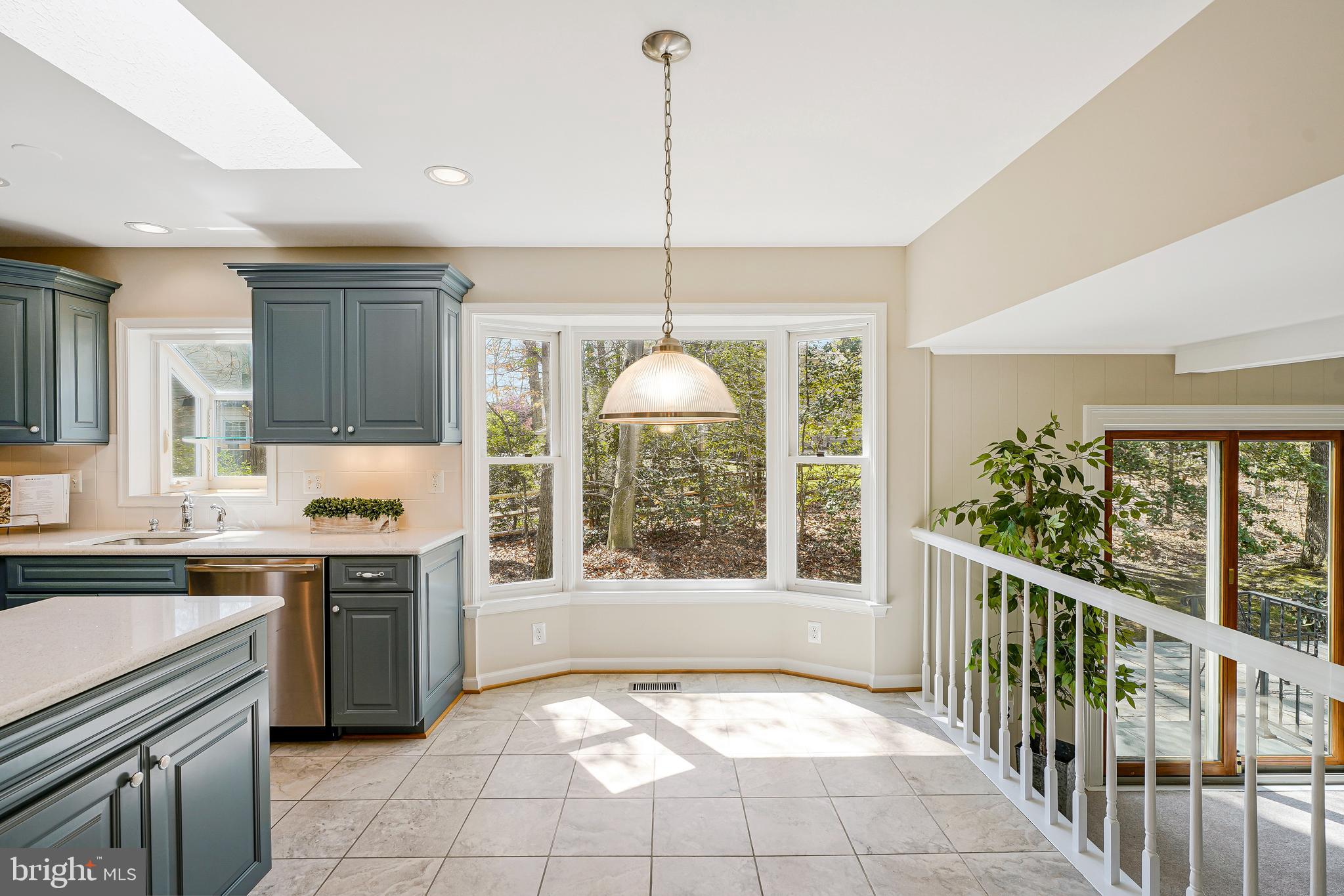 SOUTH RUN OAKS - Residential