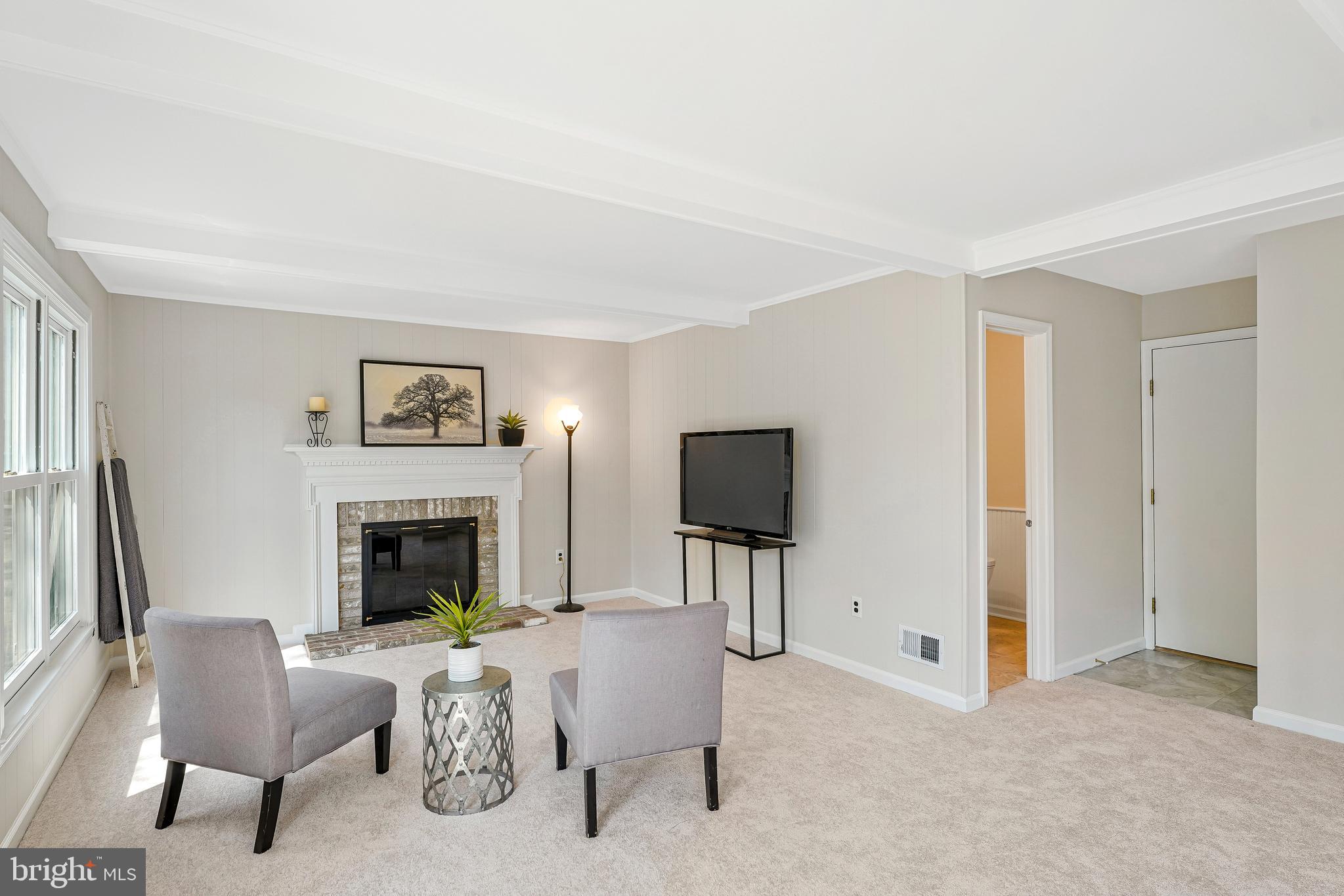 SOUTH RUN OAKS - Residential