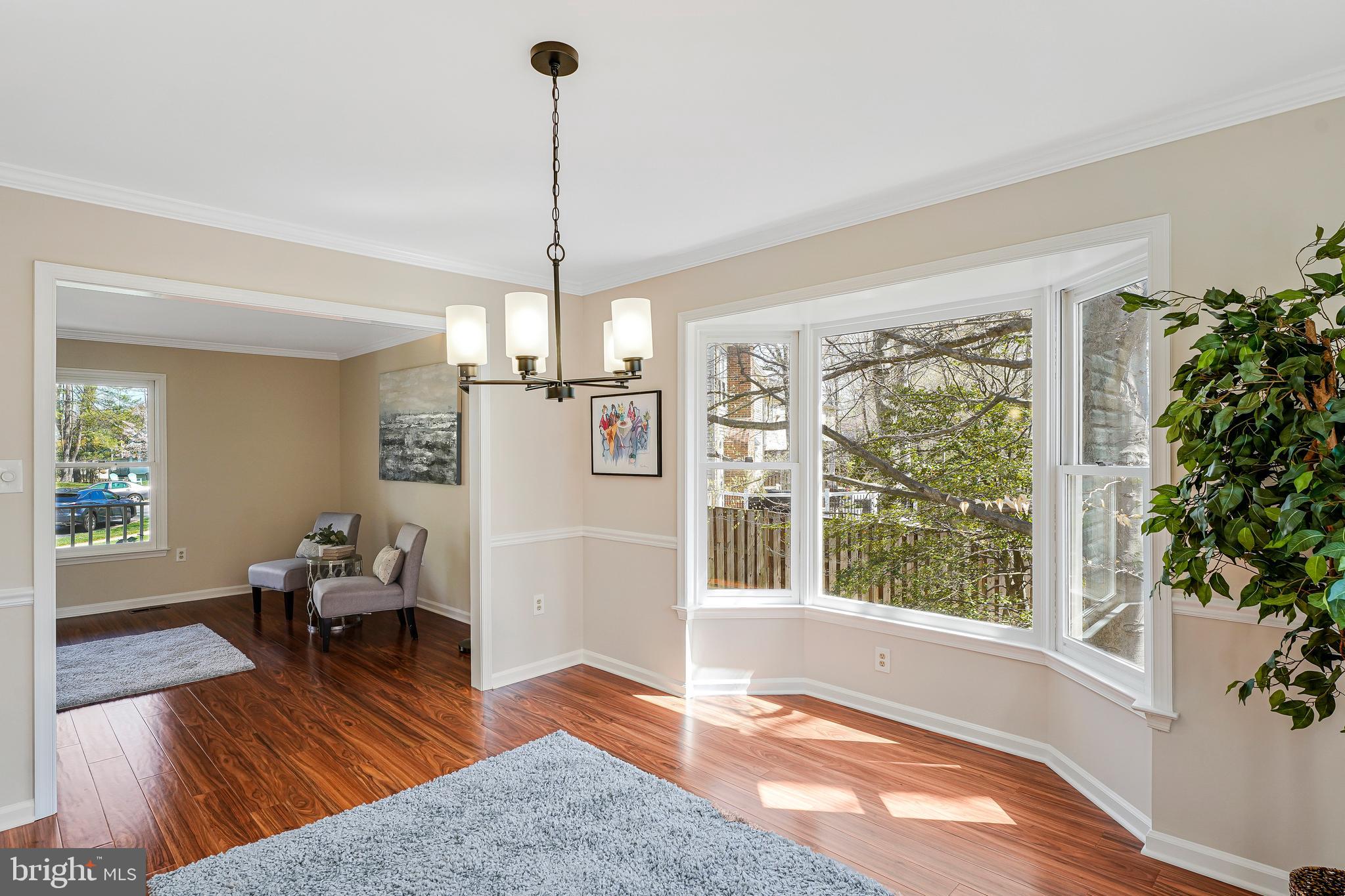 SOUTH RUN OAKS - Residential