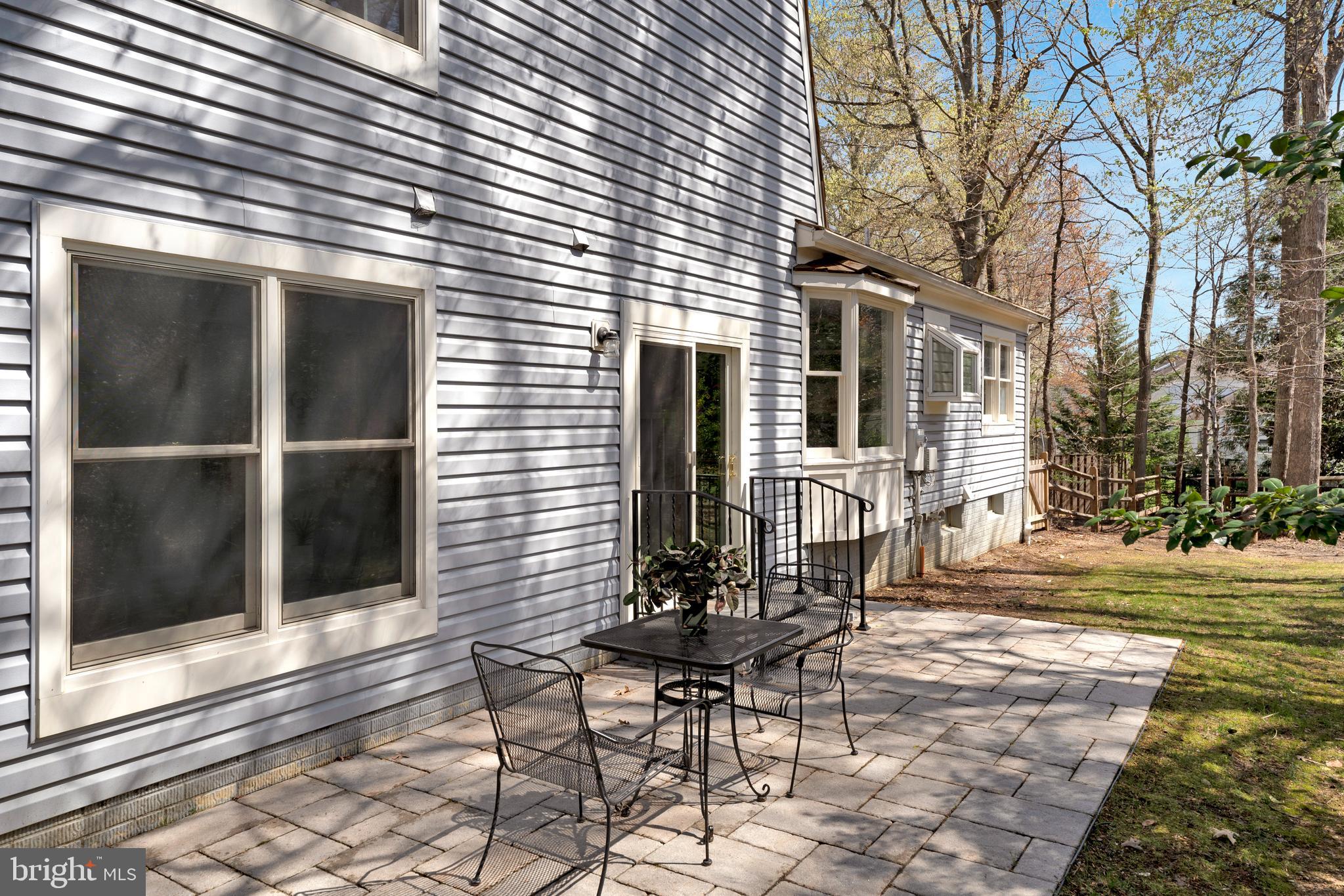 SOUTH RUN OAKS - Residential