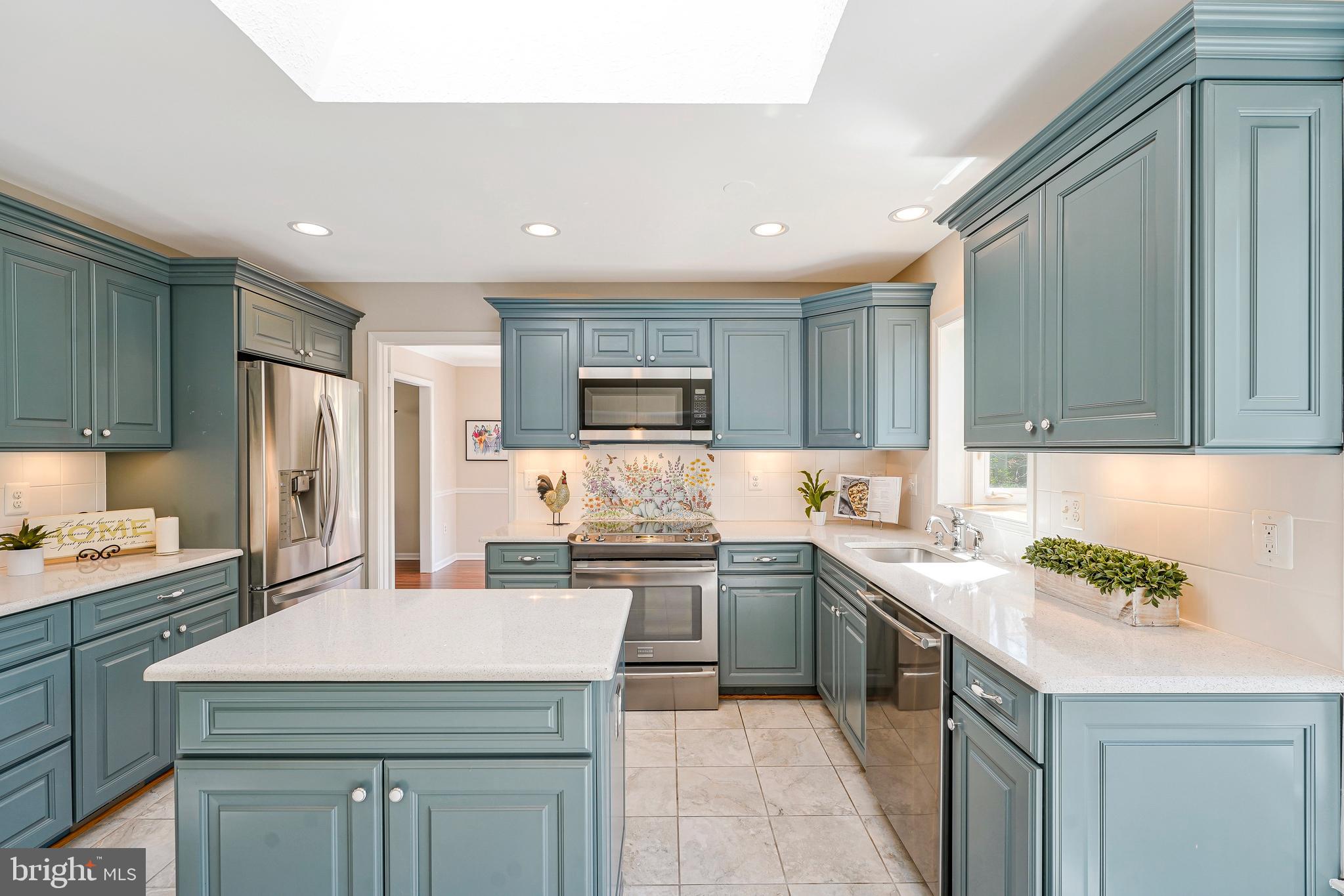 SOUTH RUN OAKS - Residential