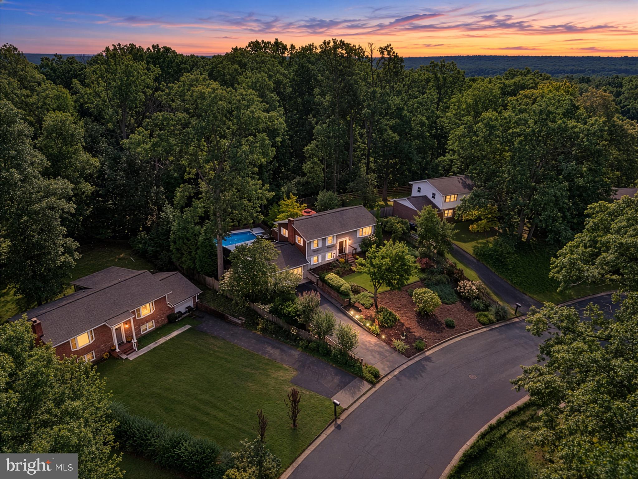 441 DEERWOOD DRIVE