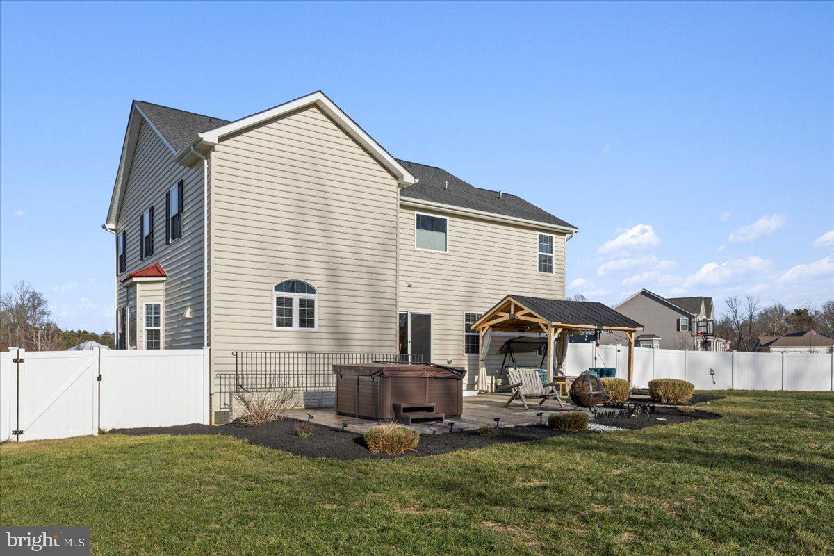 OAKLAND HALL - Residential