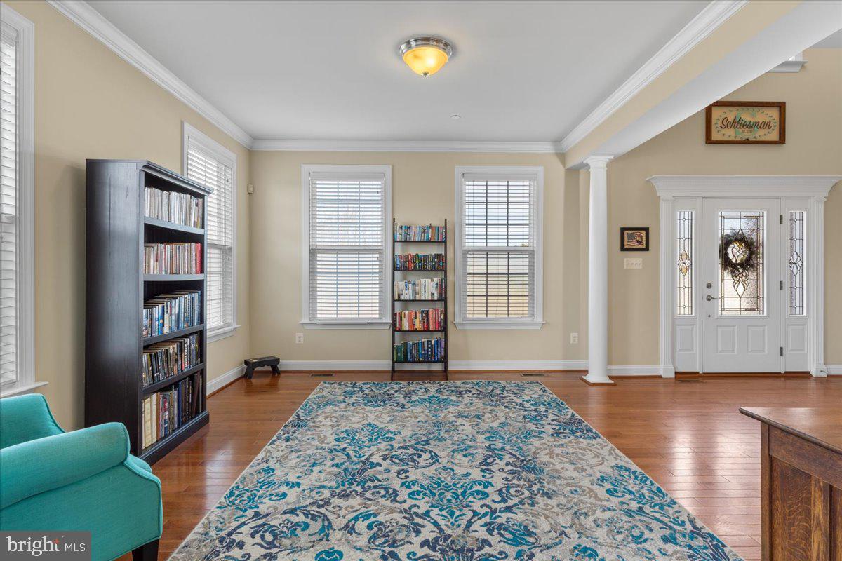 OAKLAND HALL - Residential