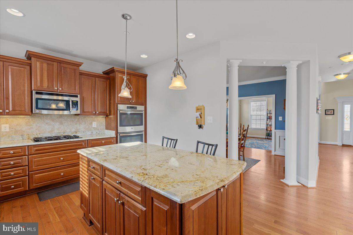 OAKLAND HALL - Residential