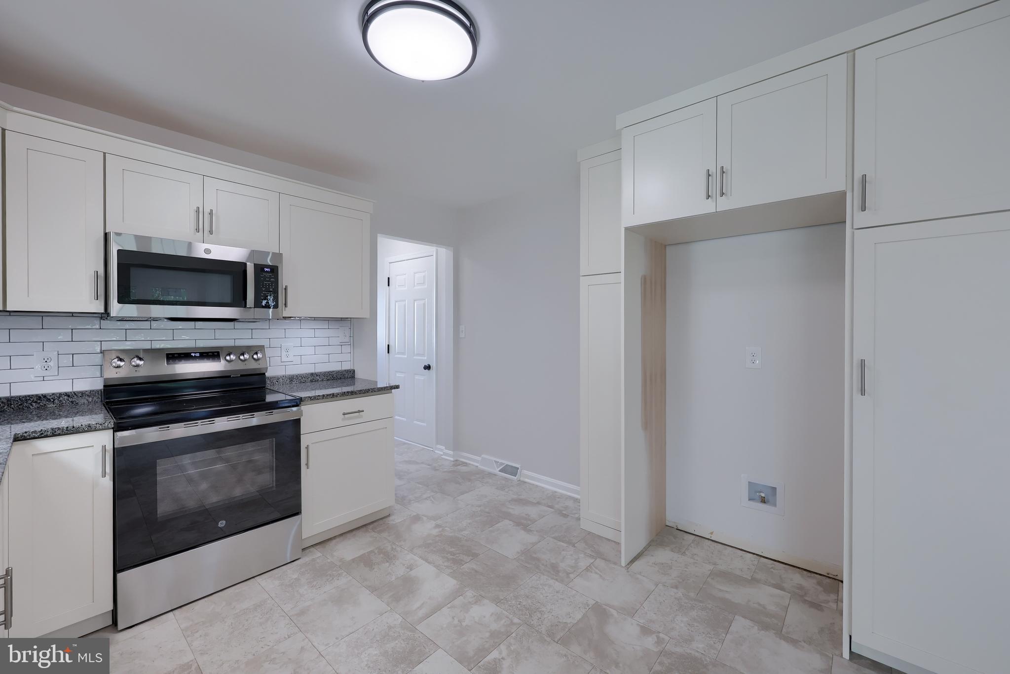 ASHLEA GARDENS - Residential