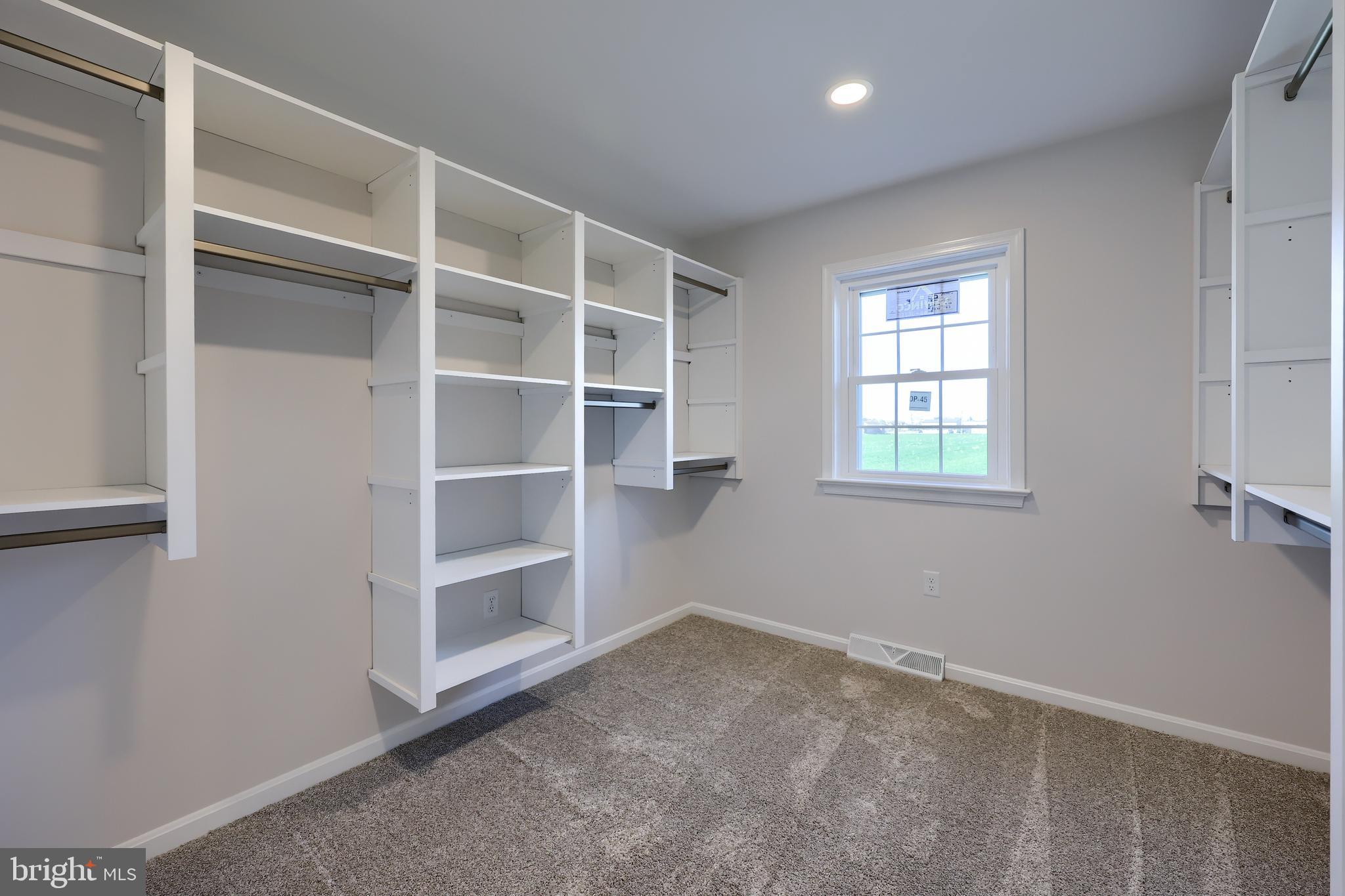 ASHLEA GARDENS - Residential