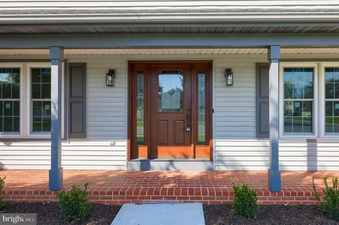 224 PINE LANE NEW HOLLAND PA 17557