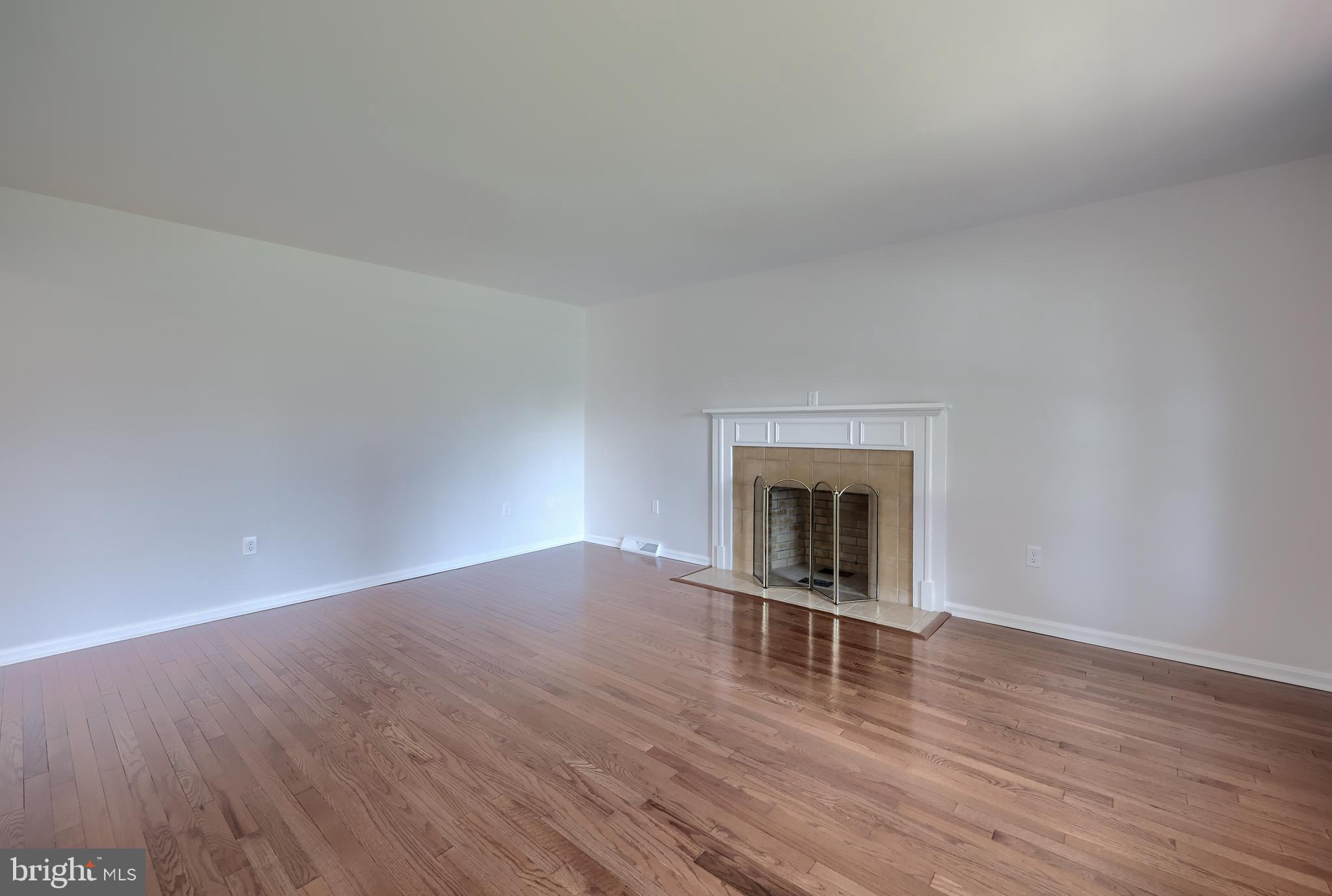 ASHLEA GARDENS - Residential