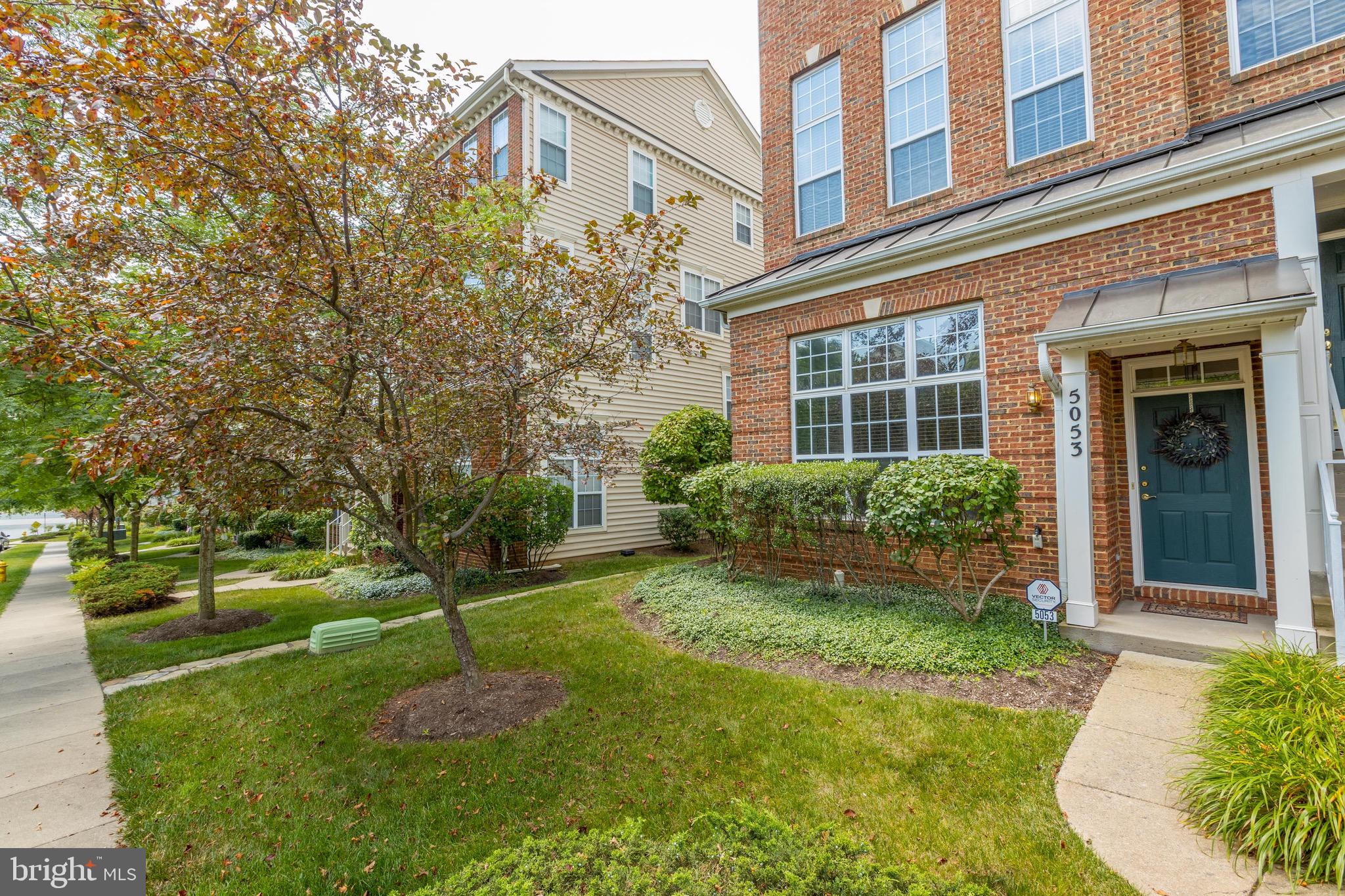 COUNTY CENTER CONDOS - Residential