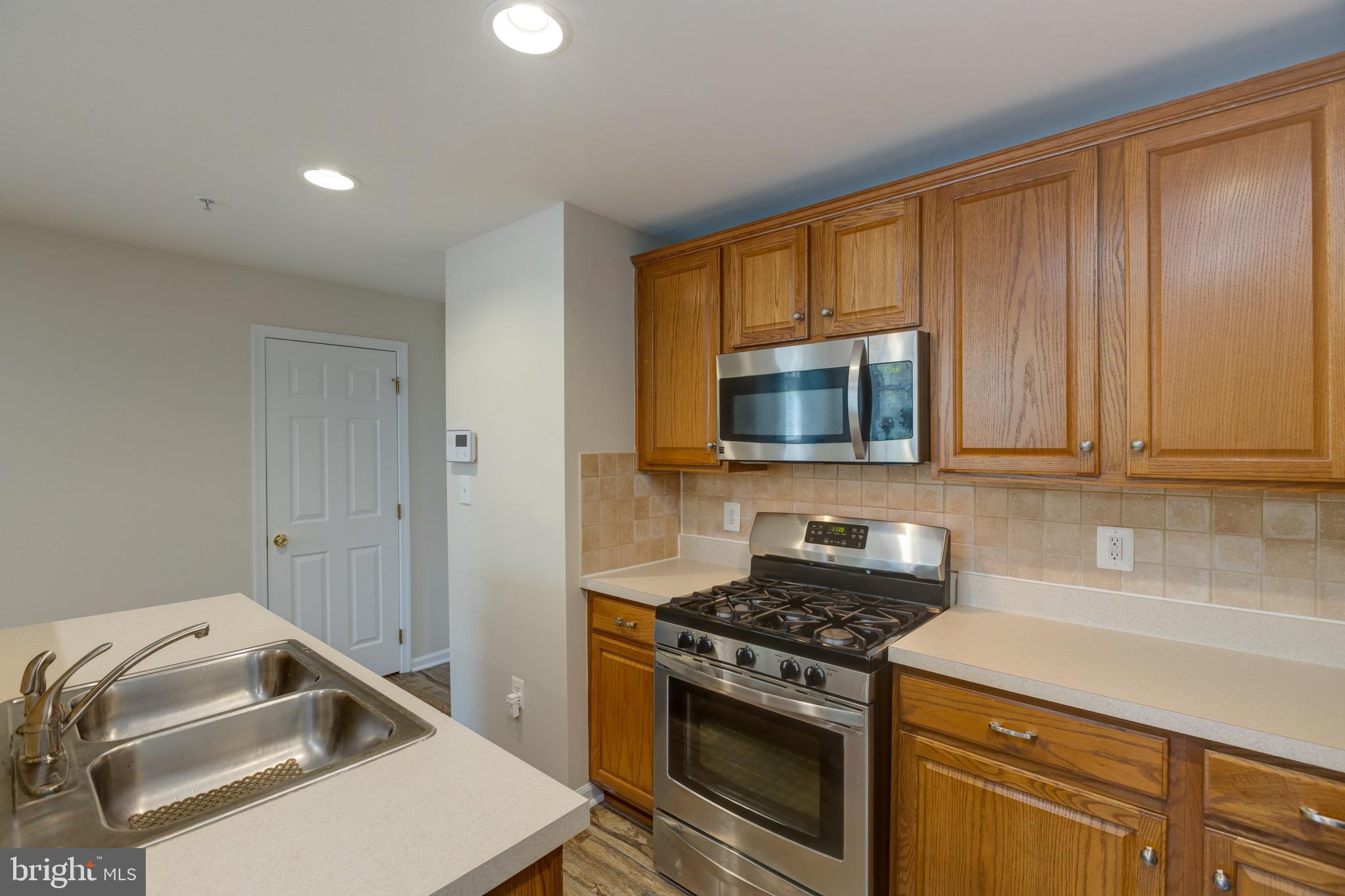 COUNTY CENTER CONDOS - Residential