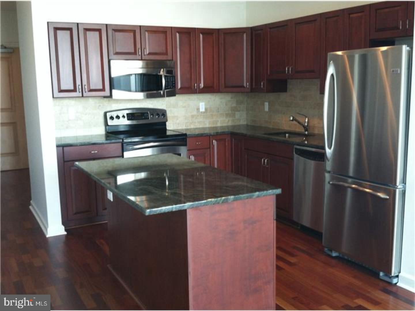 NORTHERN LIBERTIES - Residential Lease