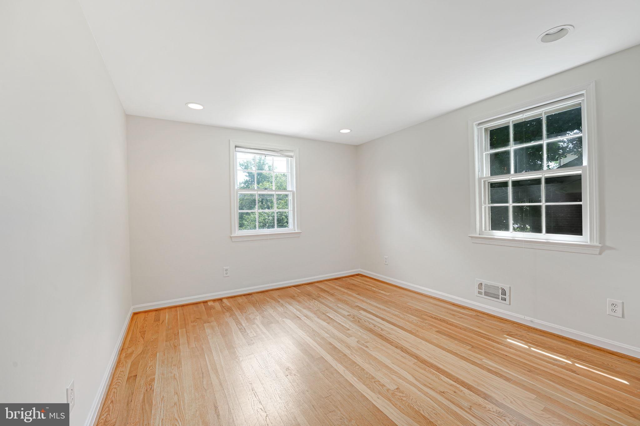 OLD FARM - Residential