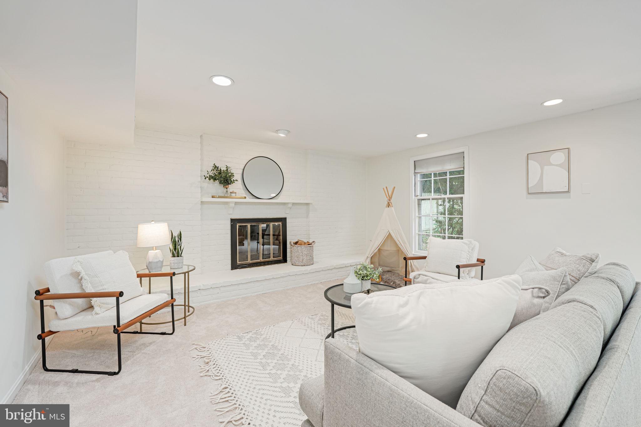 OLD FARM - Residential