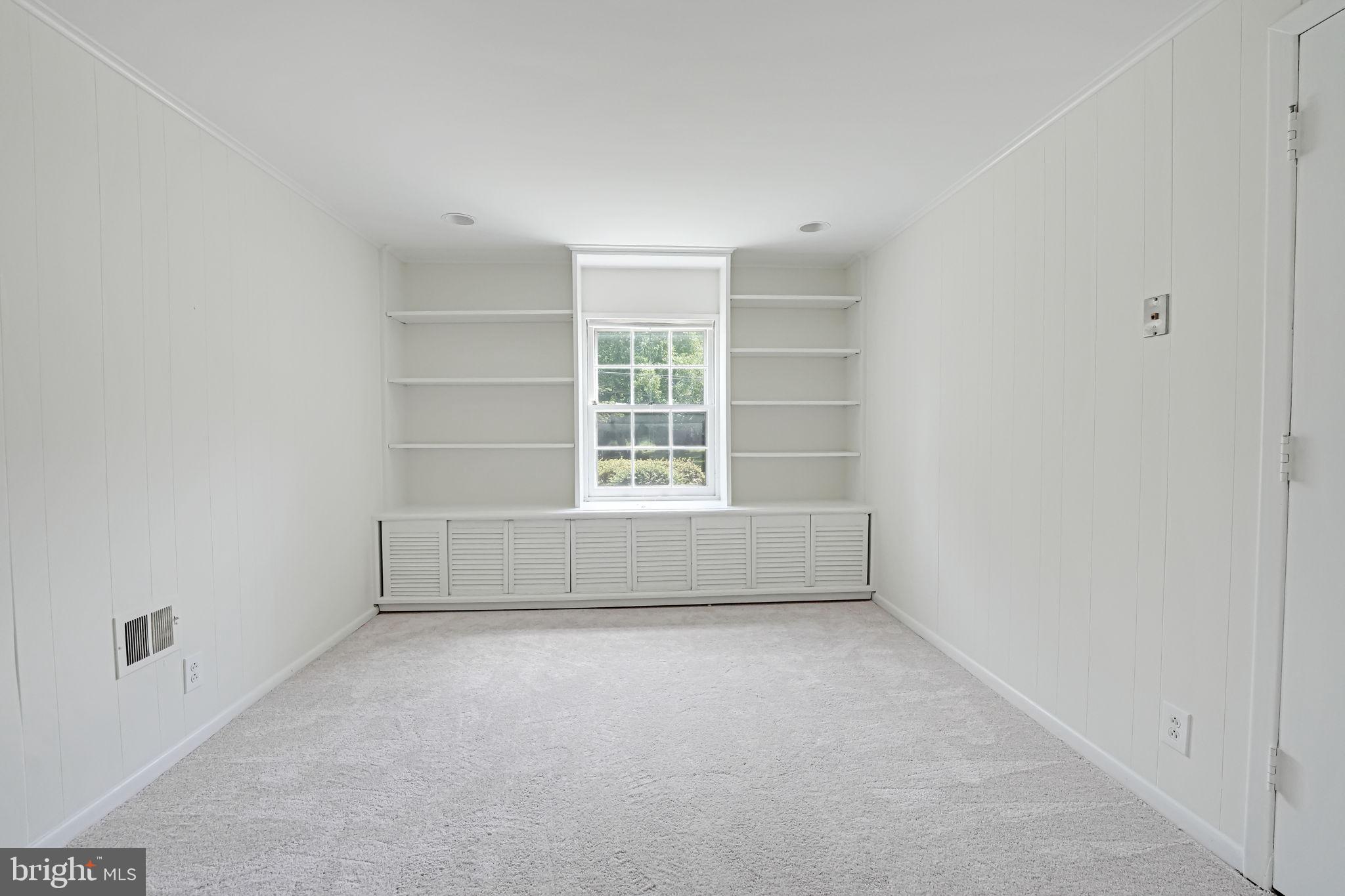 OLD FARM - Residential