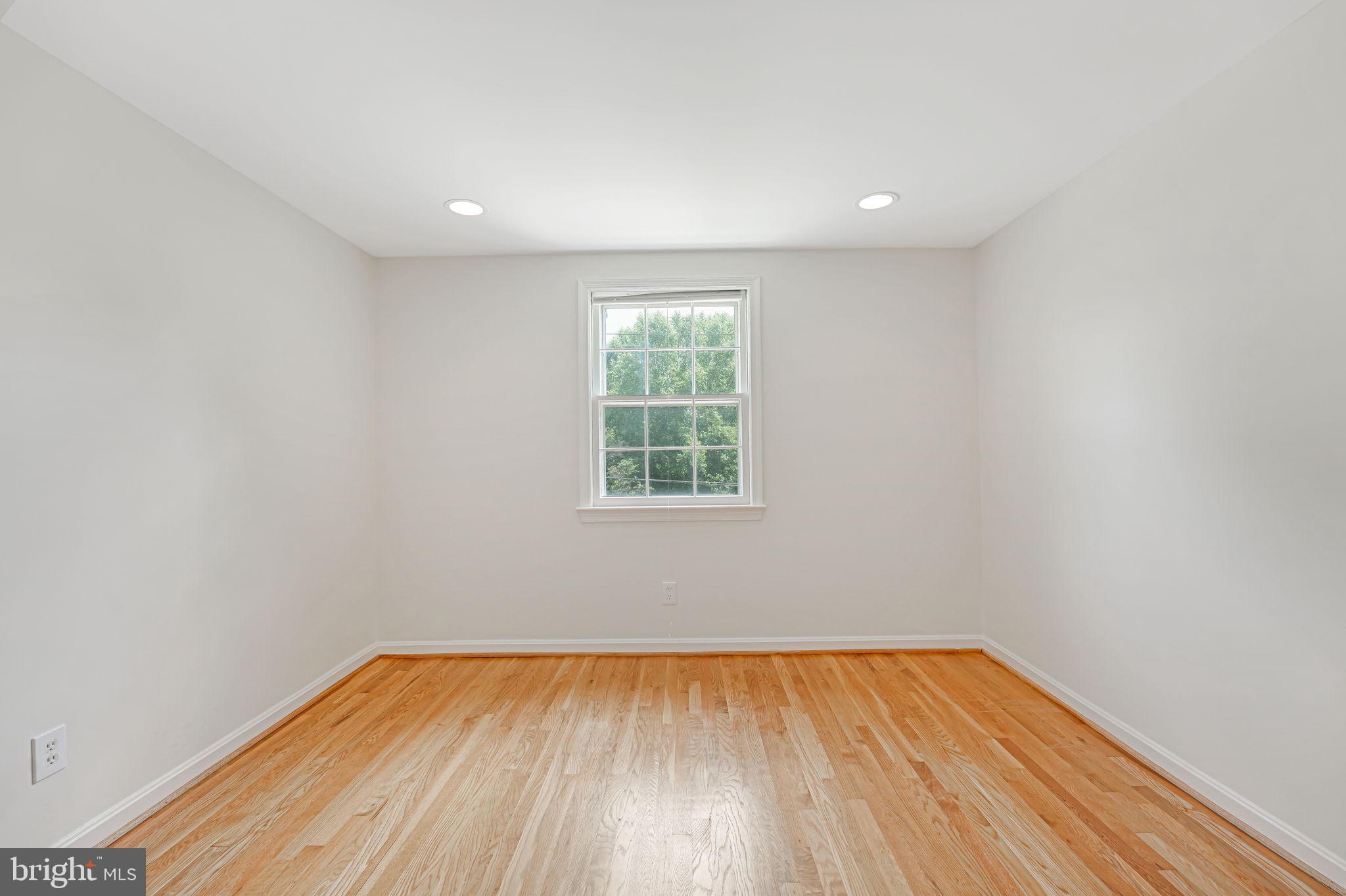 OLD FARM - Residential