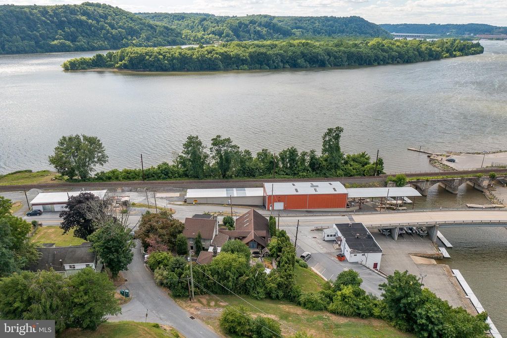 Photo of 701 Bridge Valley Road, Pequea, PA 17565 (MLS # PALA2052526)