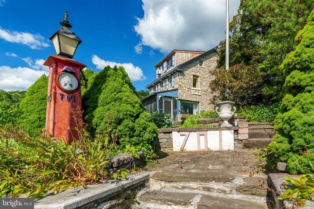 Photo of 701 Bridge Valley Road, Pequea, PA 17565 (MLS # PALA2052526)