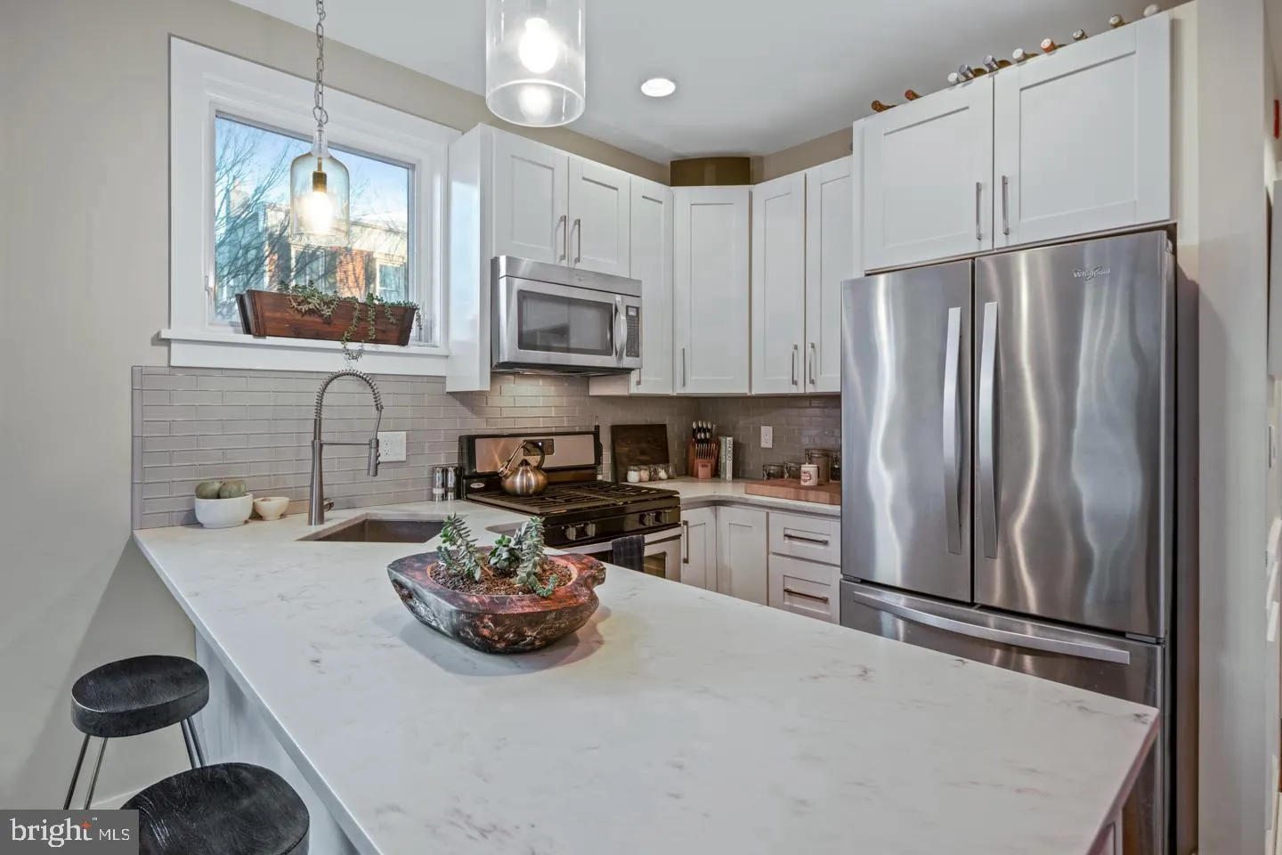 Philadelphia, Pennsylvania 19130, United States, 2 Bedrooms Bedrooms, ,2 BathroomsBathrooms,Residential,Active,89045