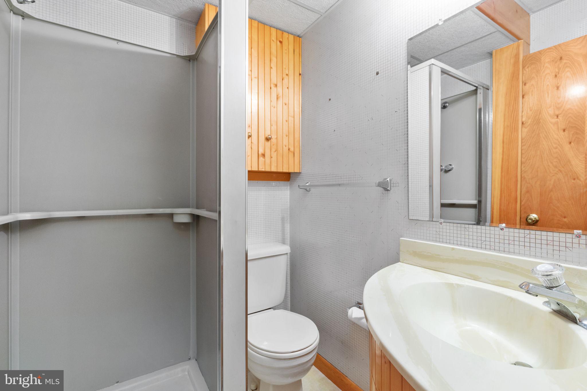 HUNTING HILL FARMS - Residential