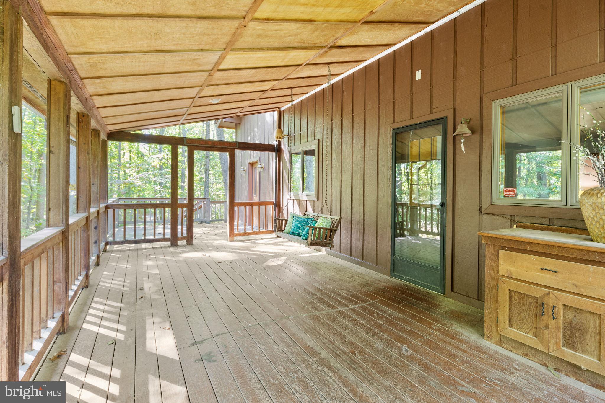 HUNTING HILL FARMS - Residential