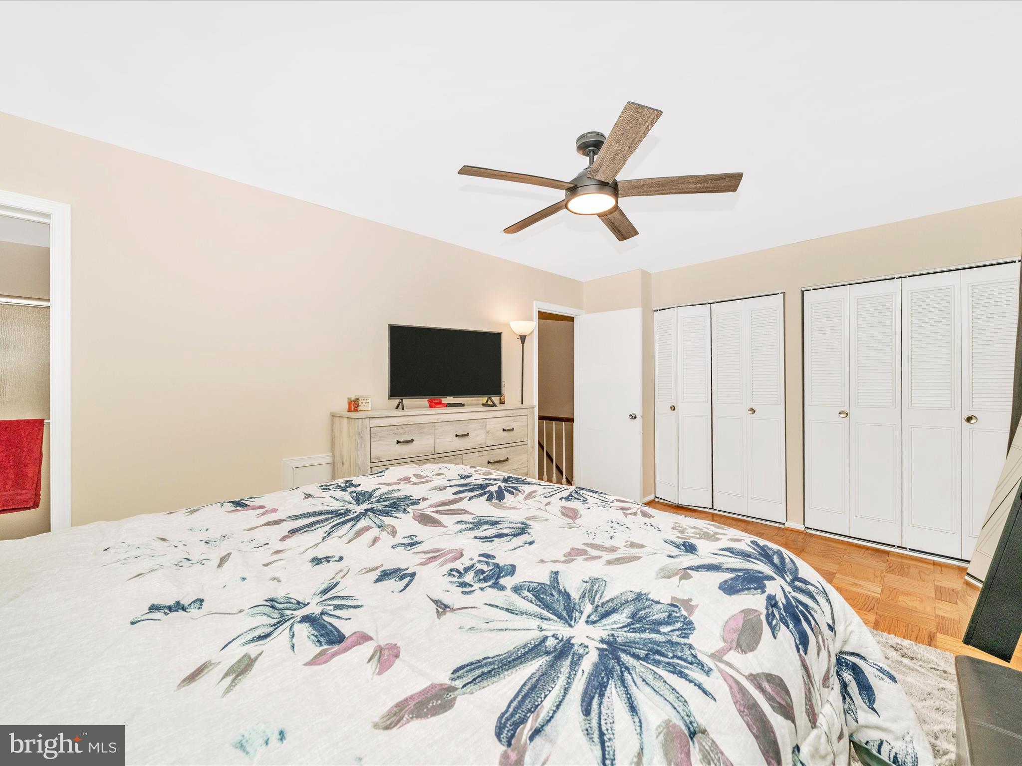 REGENT SQUARE - Residential