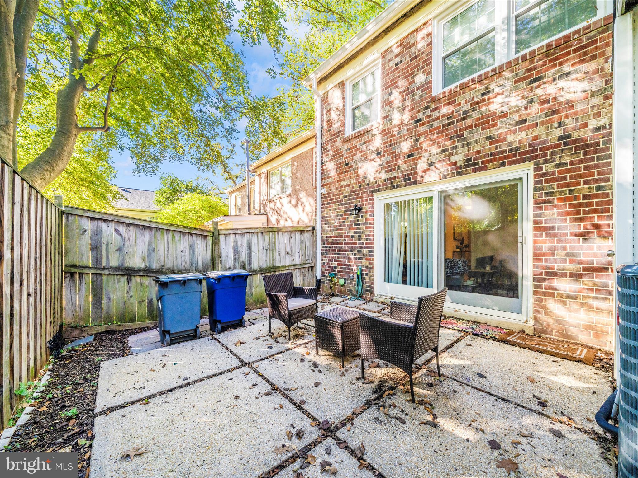 REGENT SQUARE - Residential