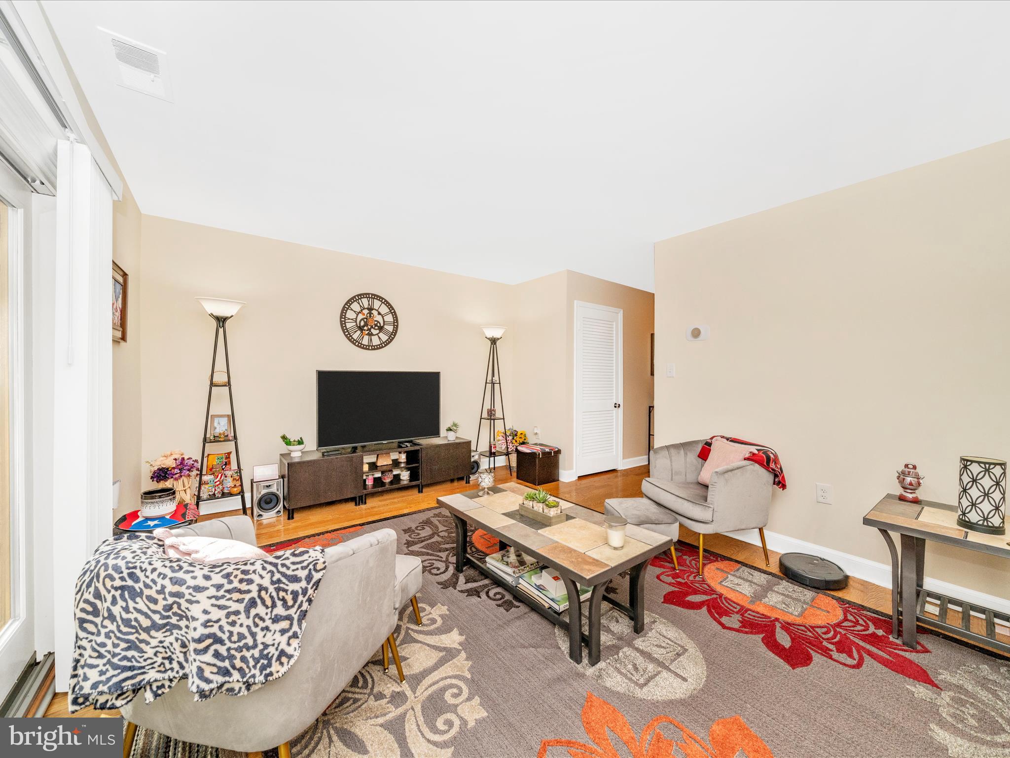 REGENT SQUARE - Residential