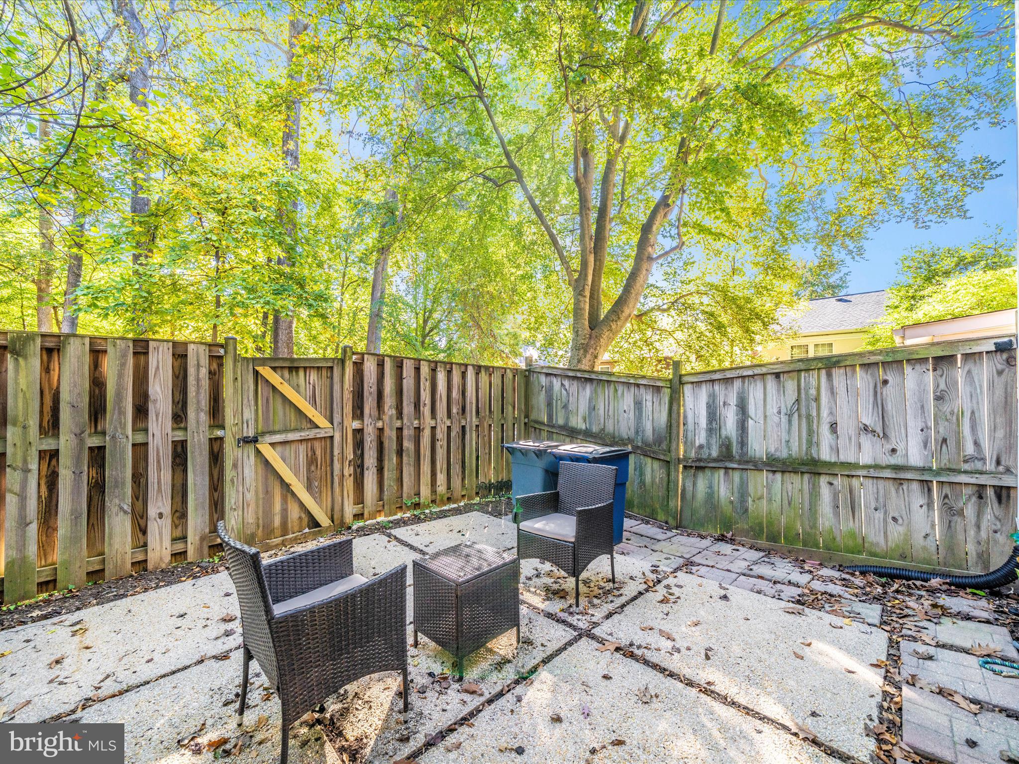 REGENT SQUARE - Residential