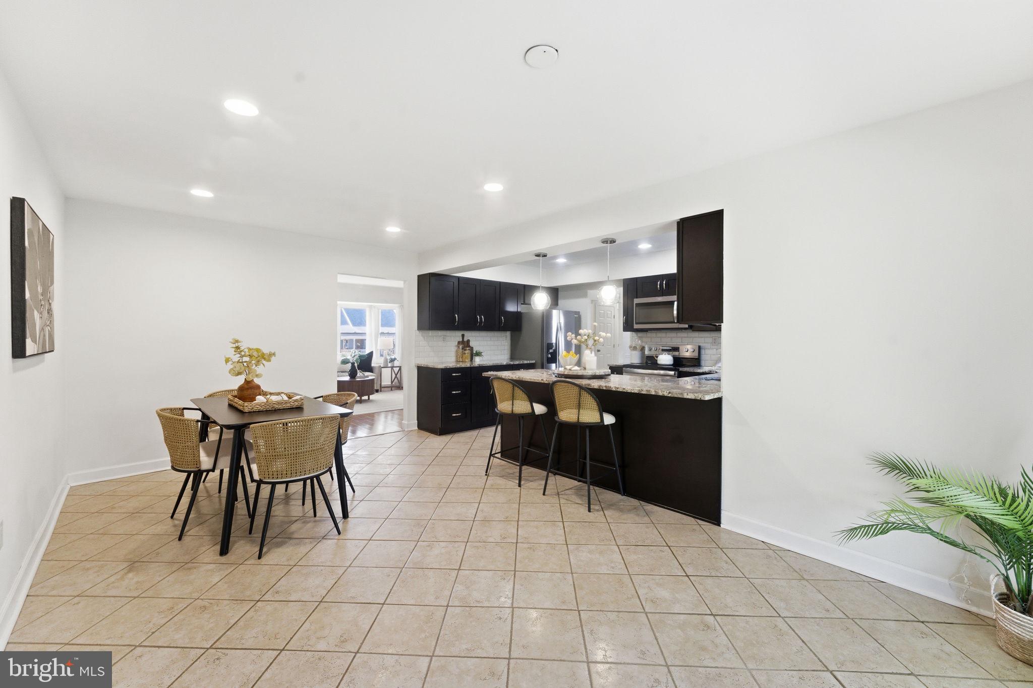 SOMERSET AT BELAIR - Residential