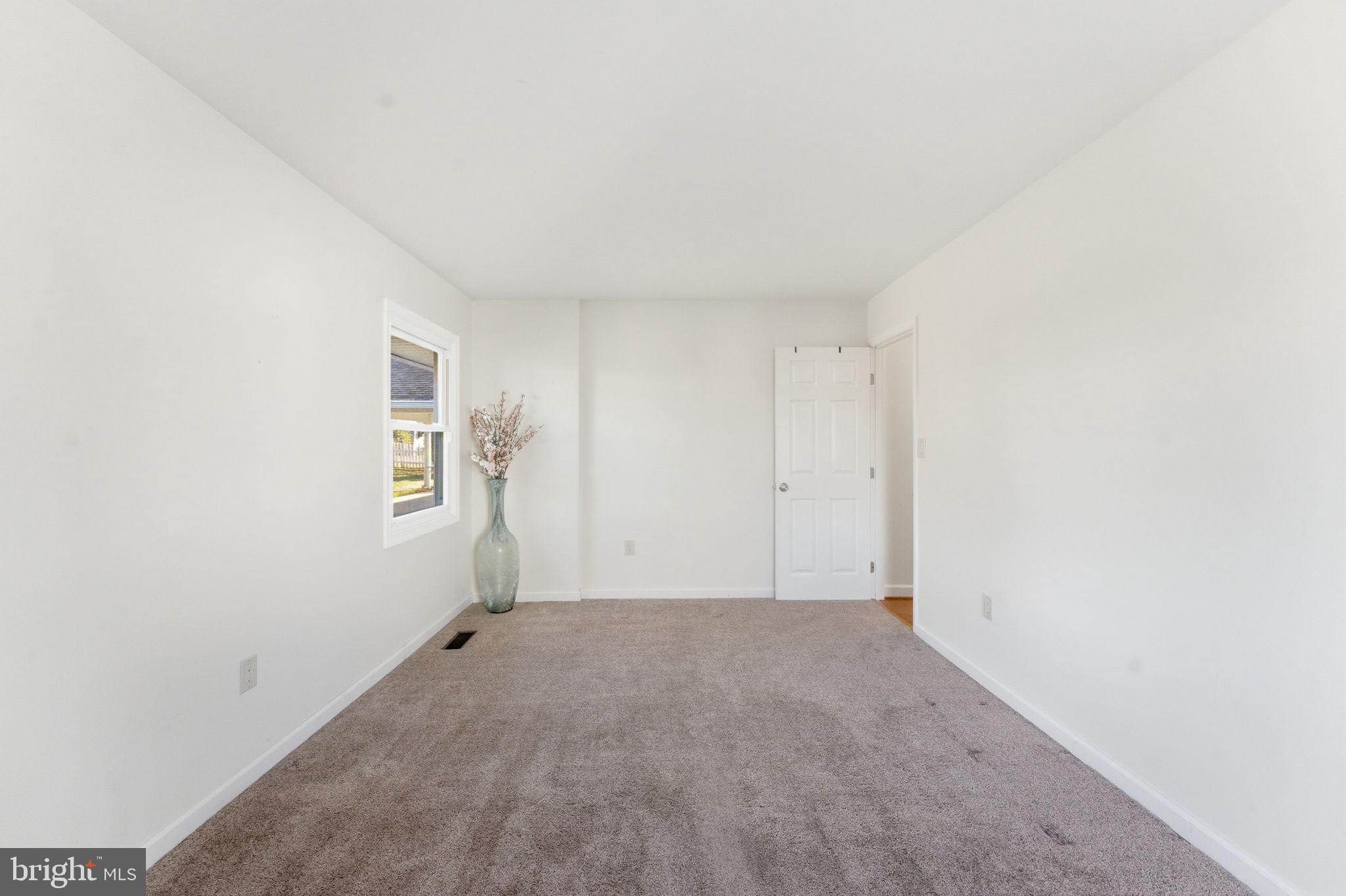 SOMERSET AT BELAIR - Residential