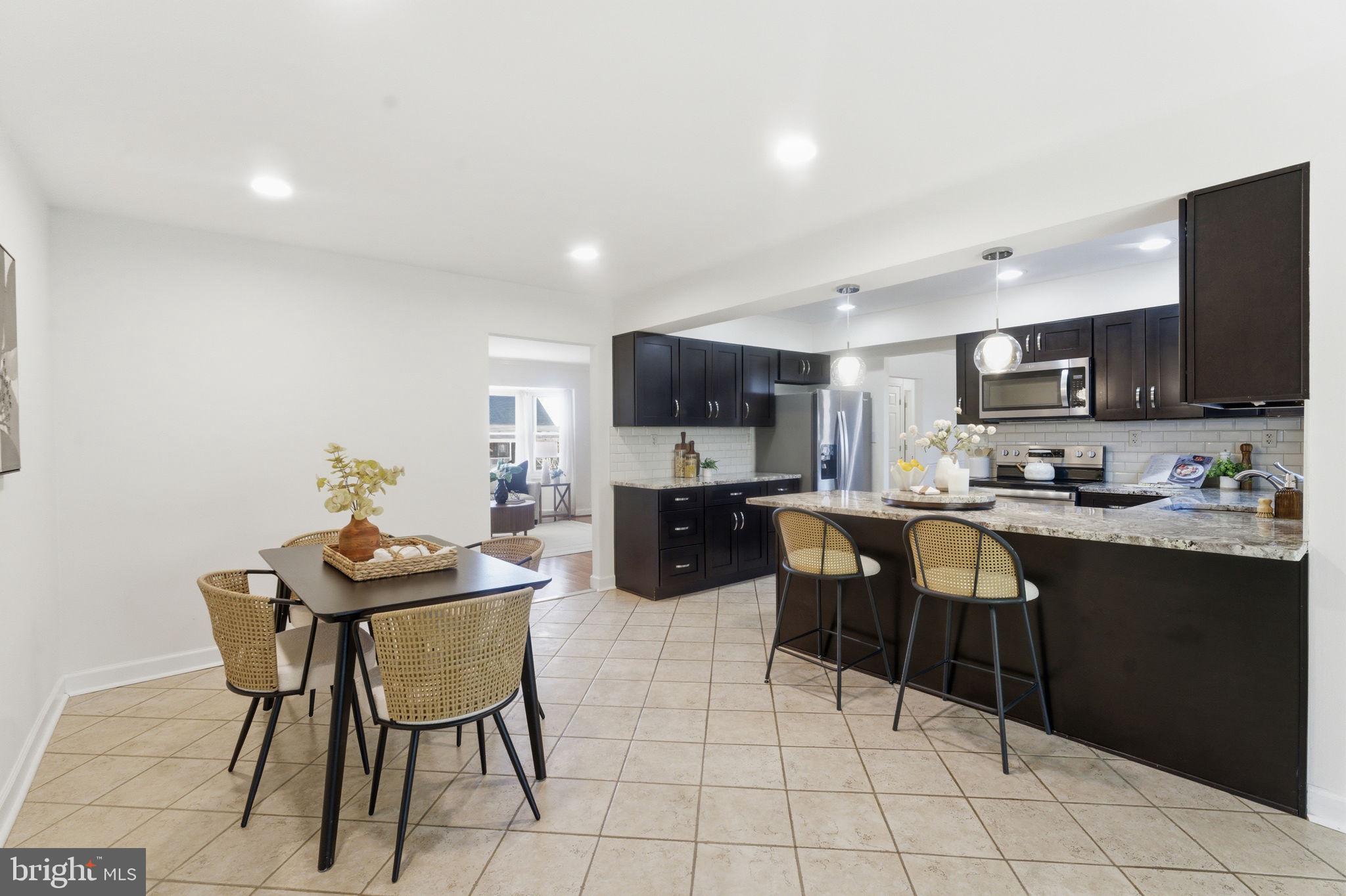 SOMERSET AT BELAIR - Residential