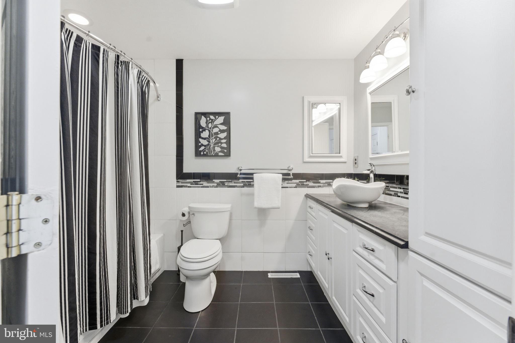 SOMERSET AT BELAIR - Residential