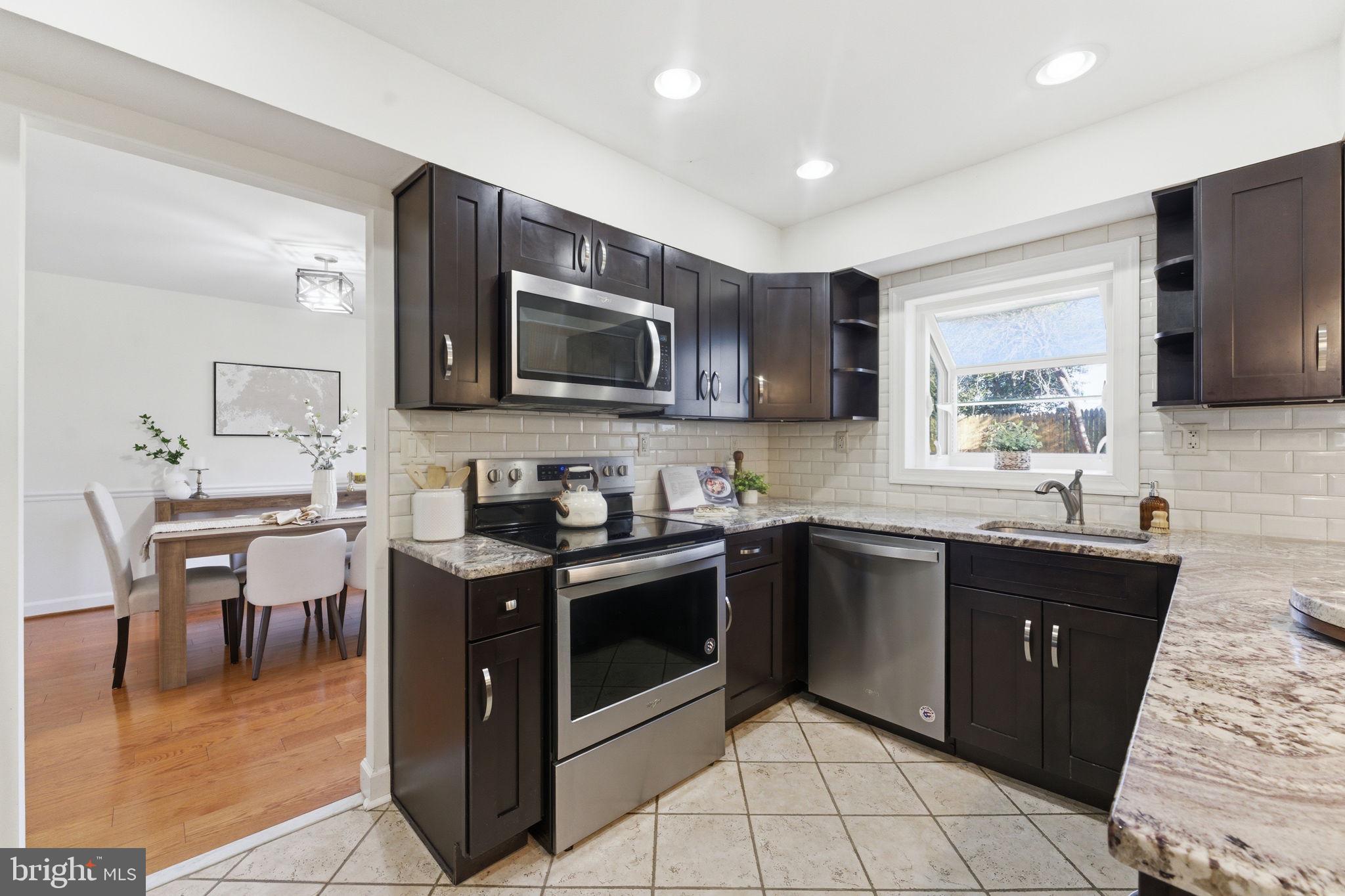 SOMERSET AT BELAIR - Residential