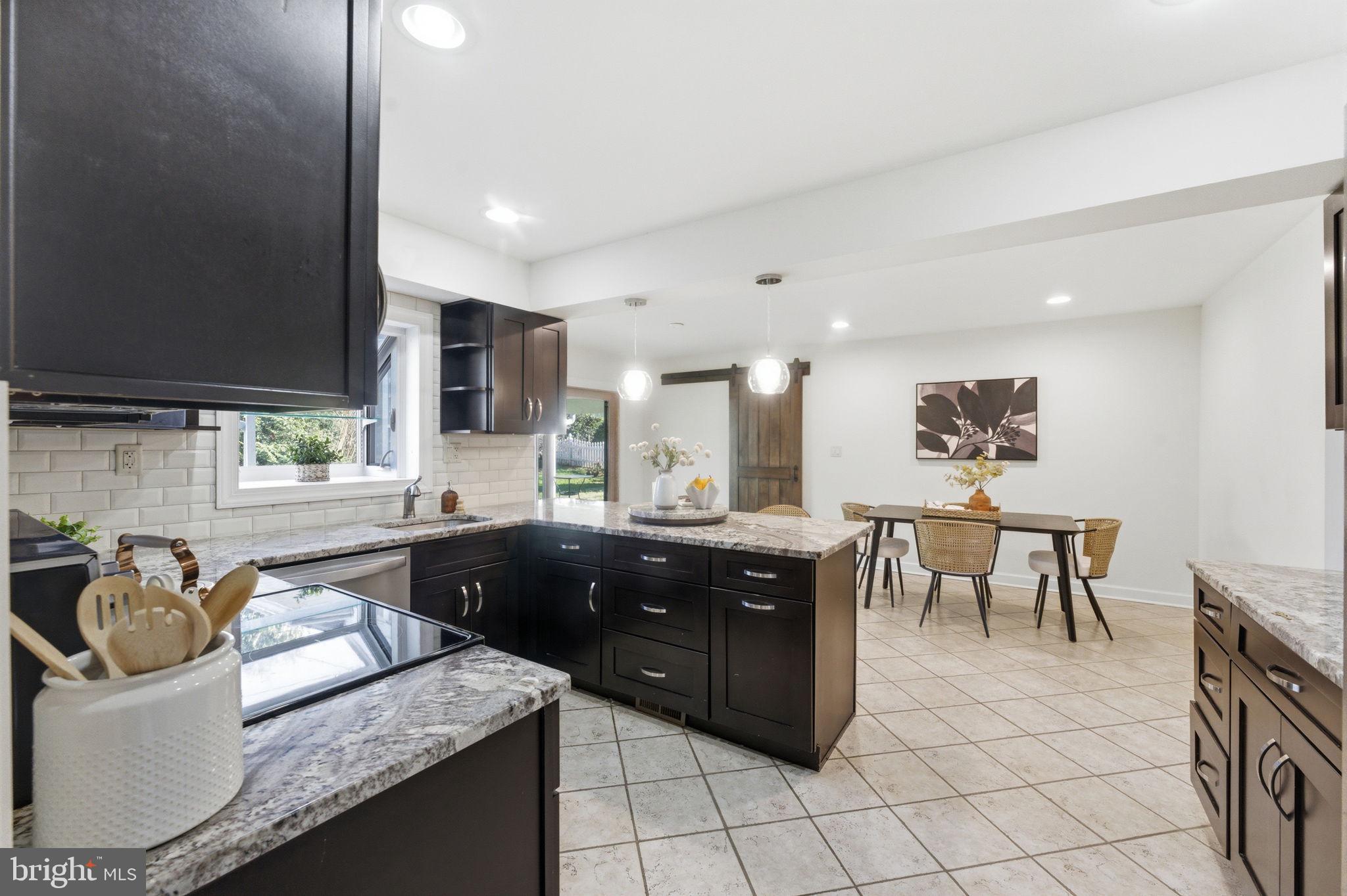 SOMERSET AT BELAIR - Residential