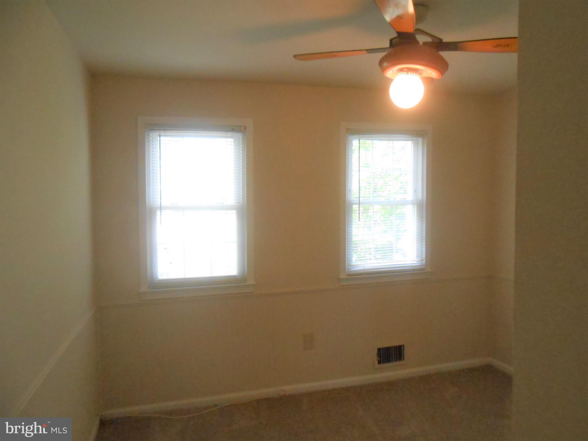 GREENWICH HILL - Residential Lease