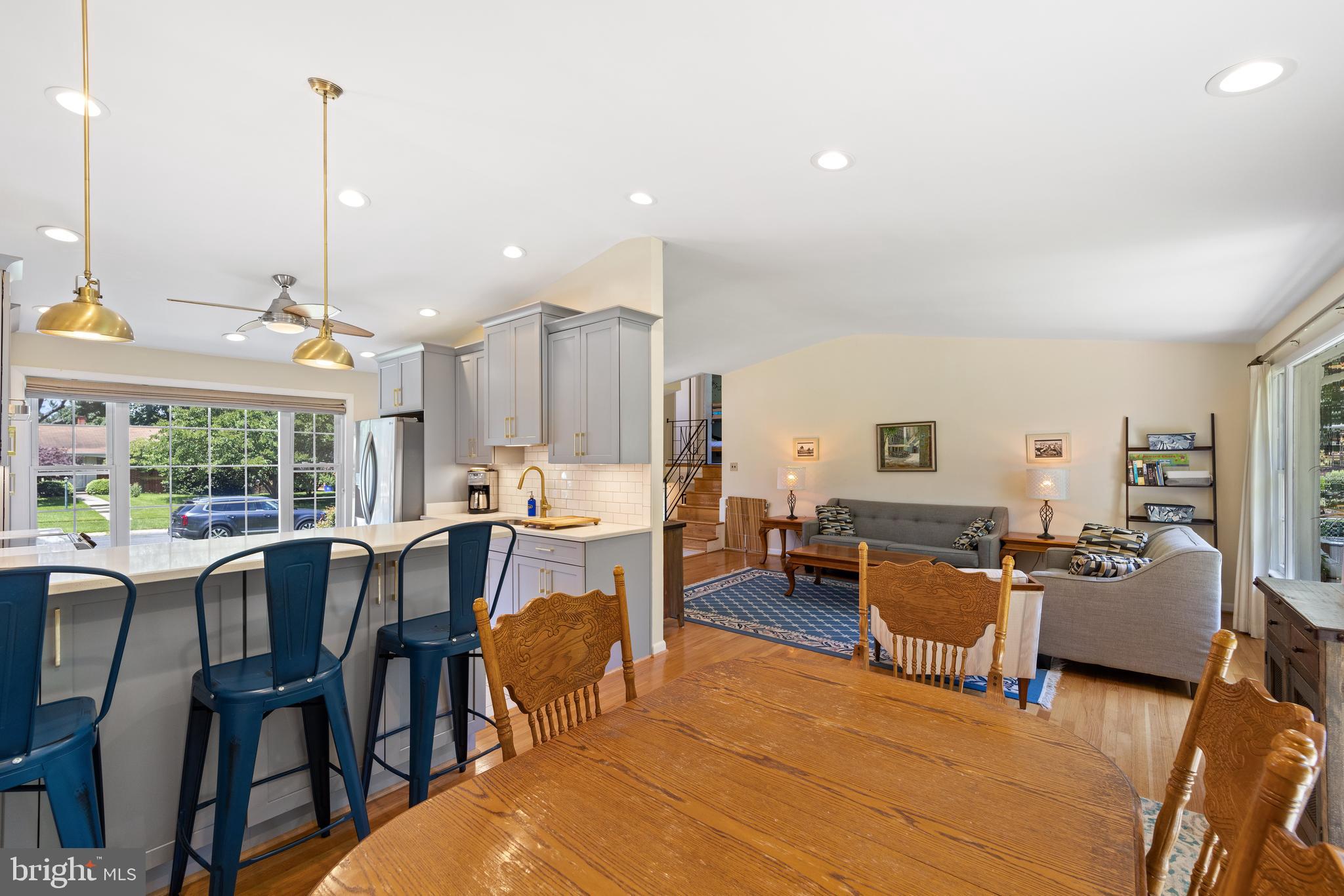 HILLANDALE HEIGHTS - Residential