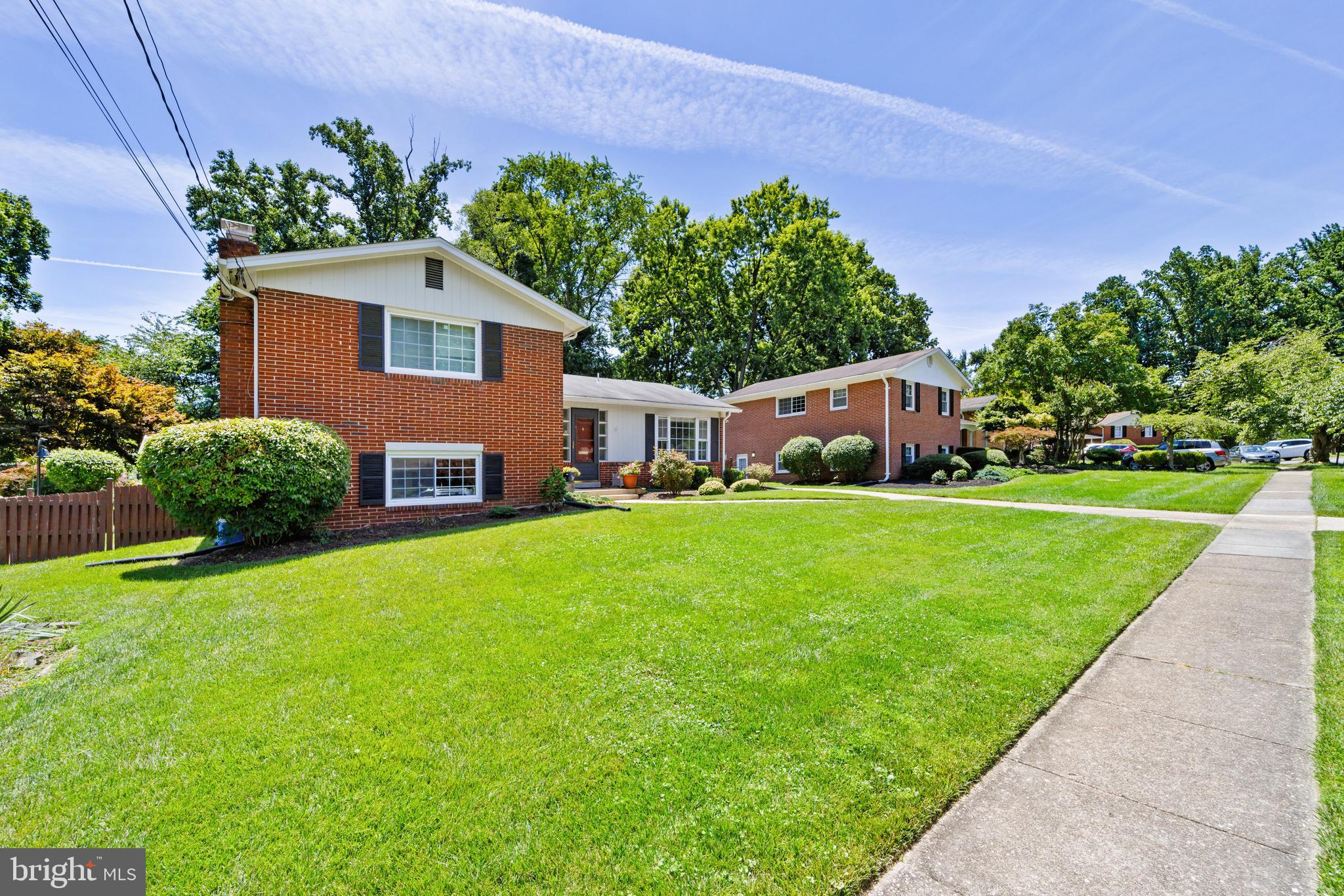 HILLANDALE HEIGHTS - Residential