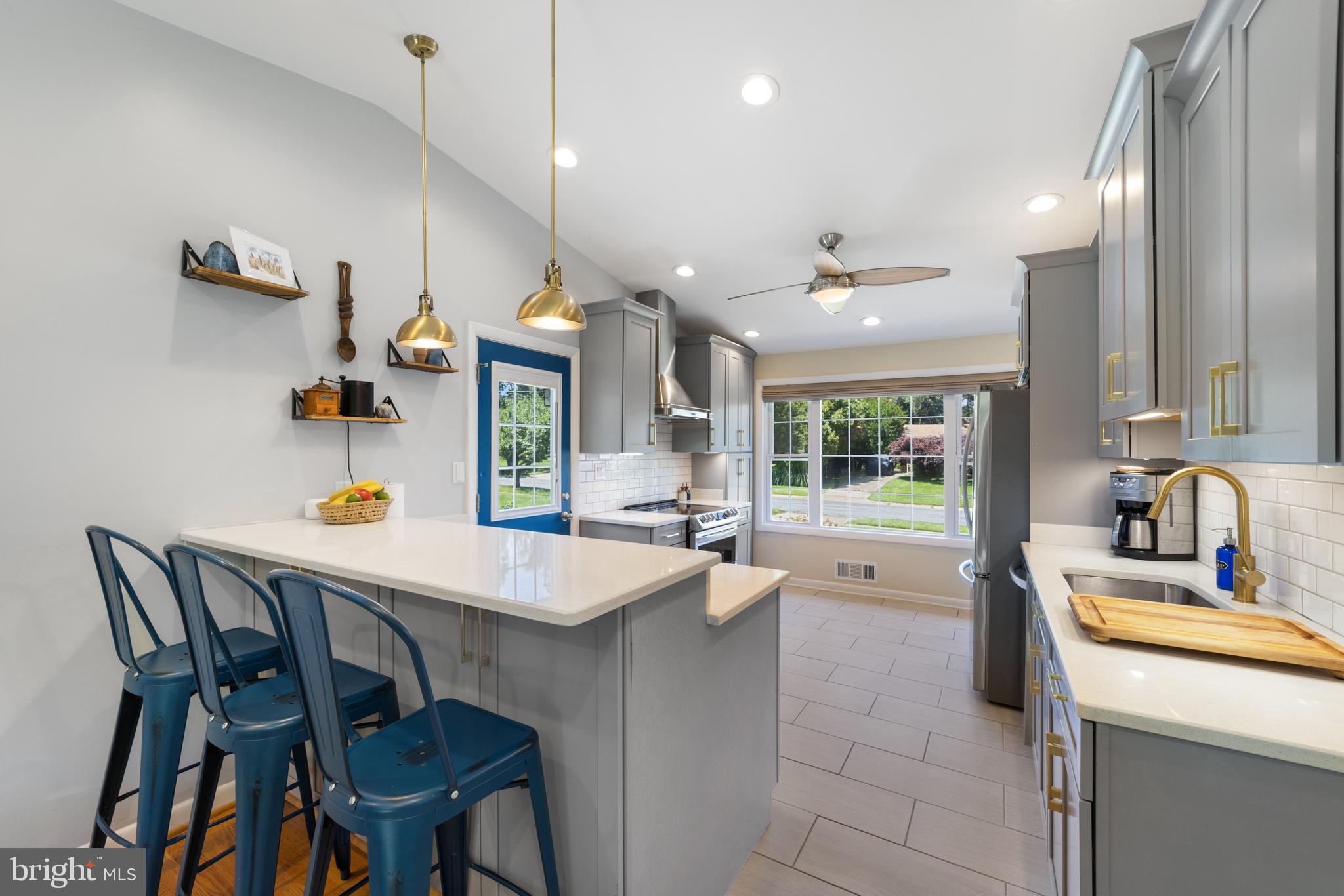 HILLANDALE HEIGHTS - Residential