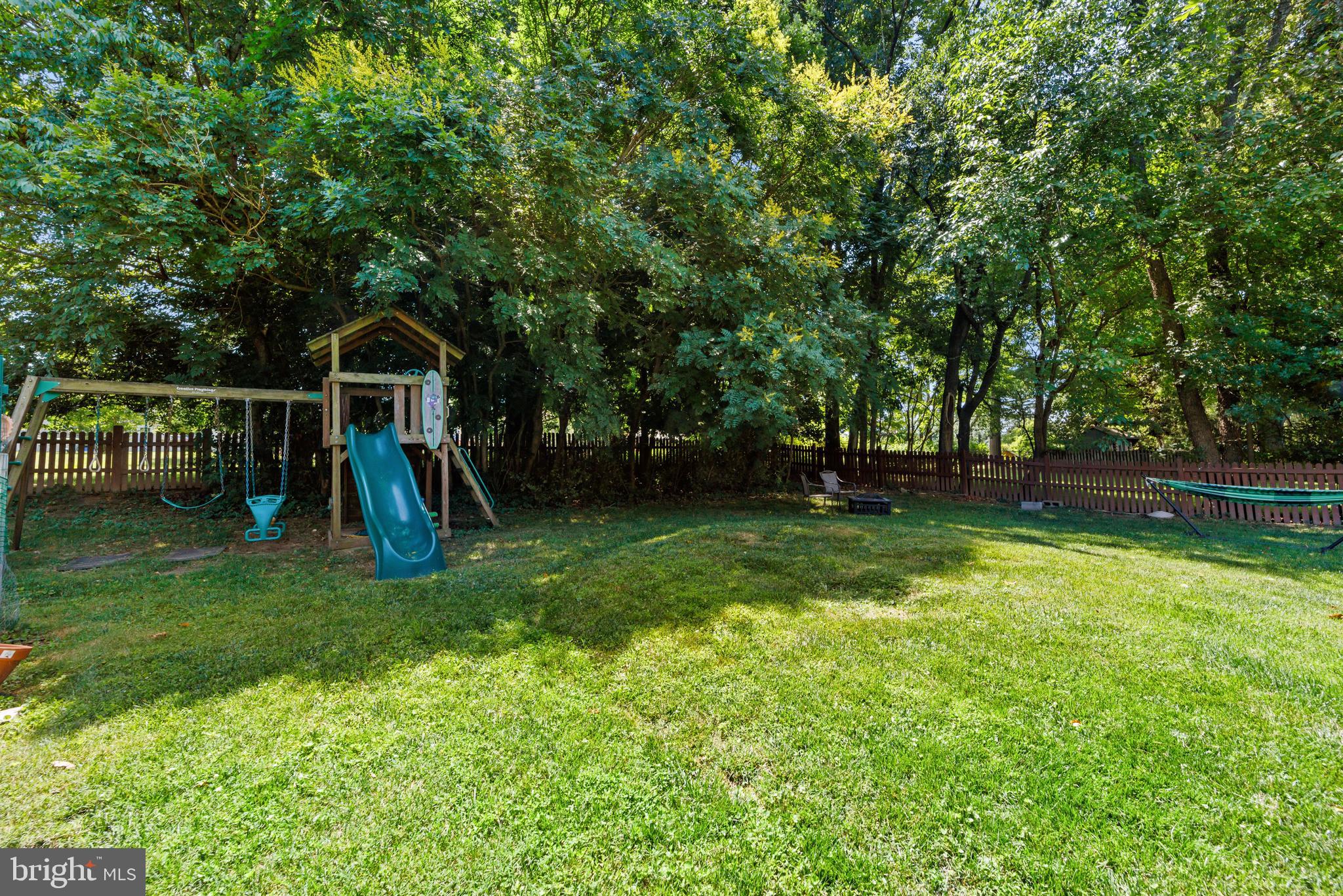 HILLANDALE HEIGHTS - Residential