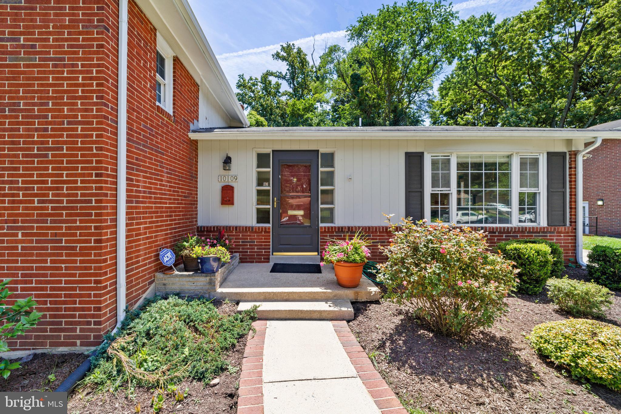 HILLANDALE HEIGHTS - Residential