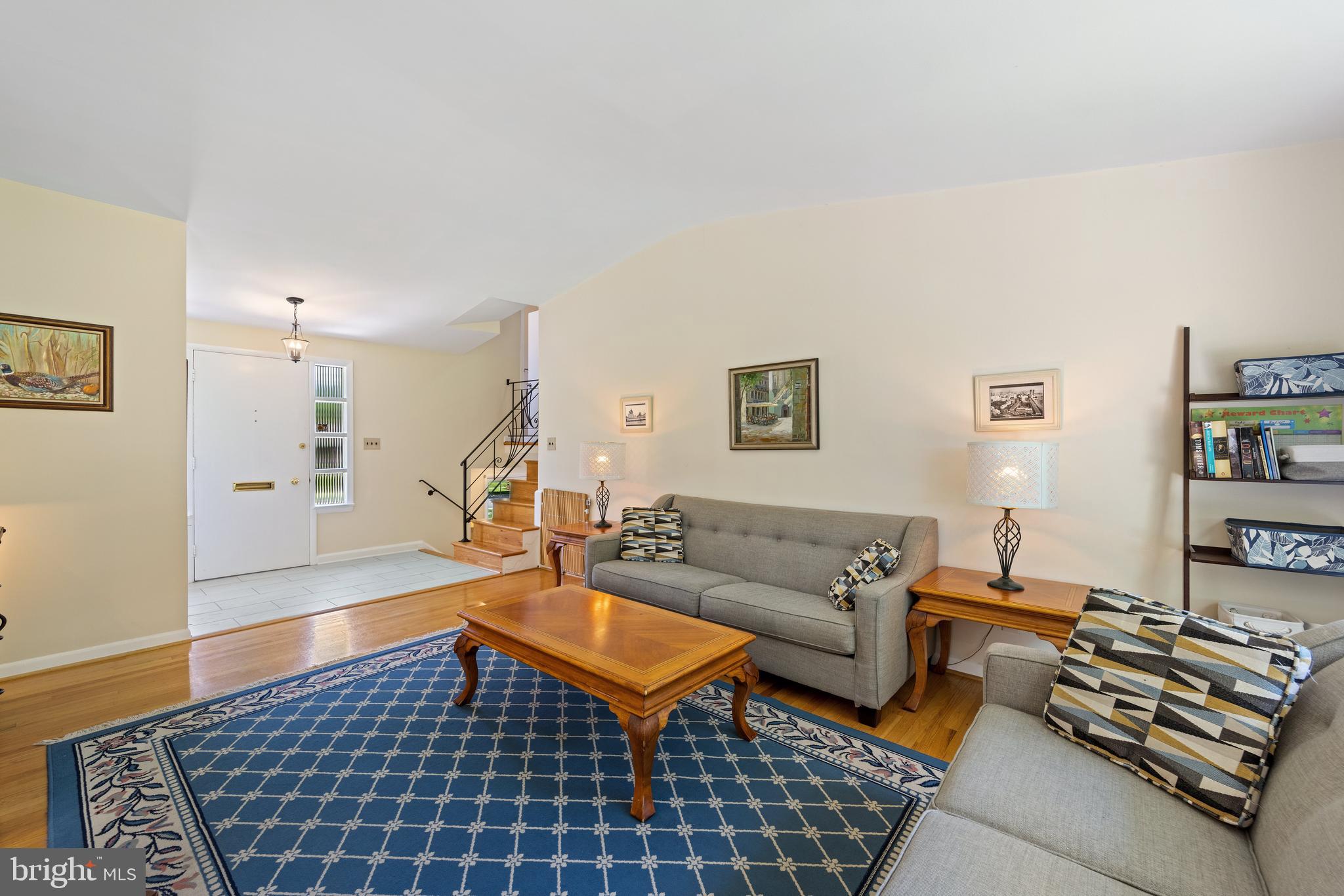 HILLANDALE HEIGHTS - Residential