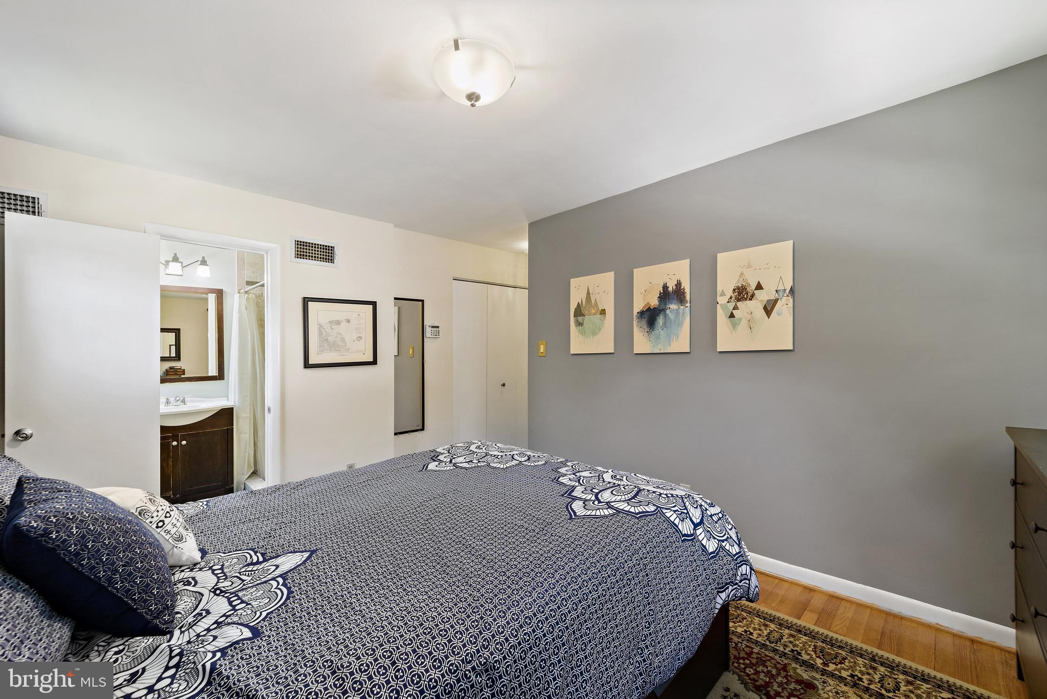 HILLANDALE HEIGHTS - Residential