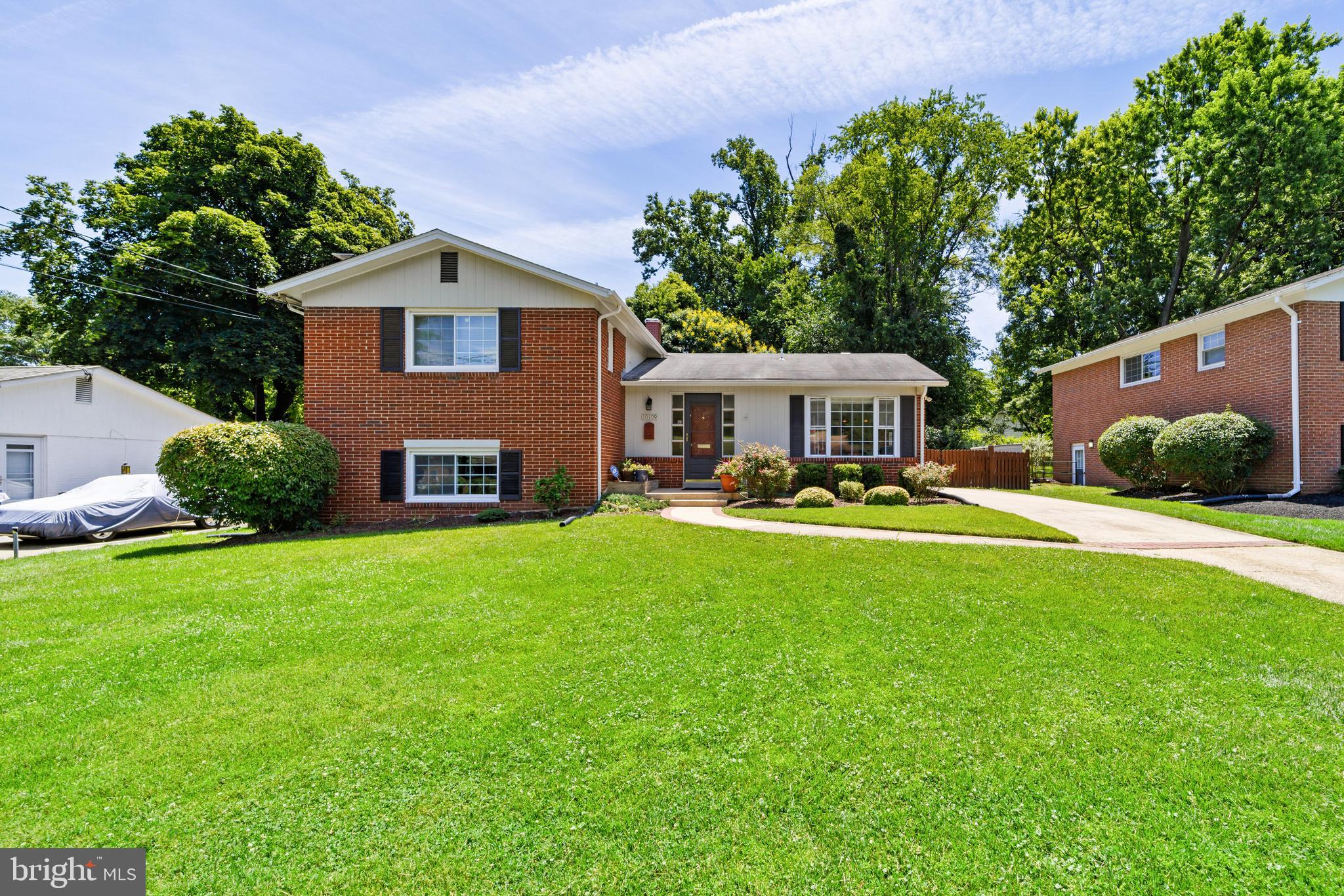 HILLANDALE HEIGHTS - Residential