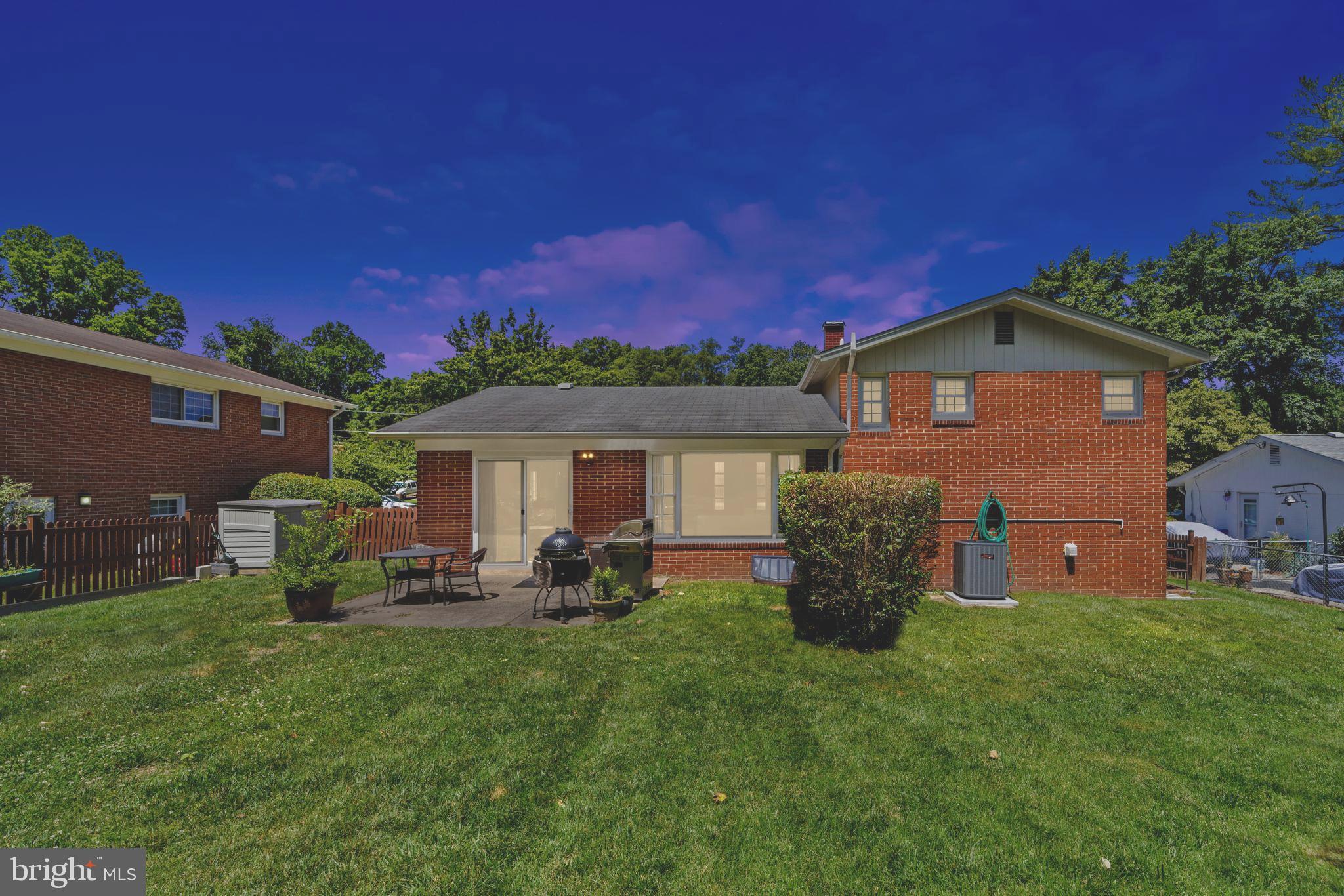 HILLANDALE HEIGHTS - Residential