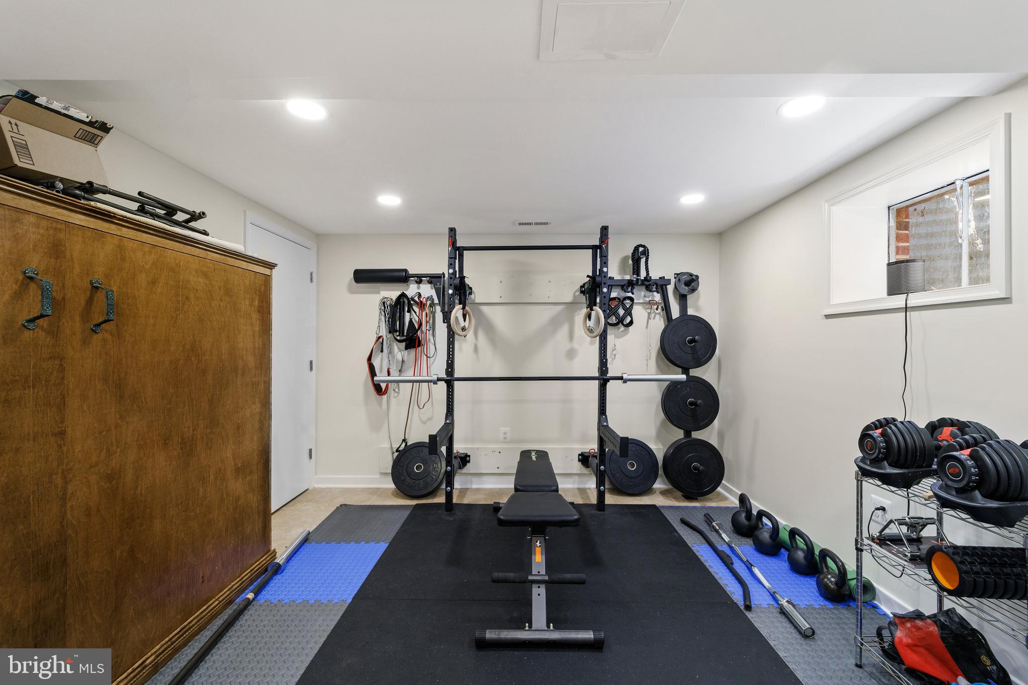 HILLANDALE HEIGHTS - Residential