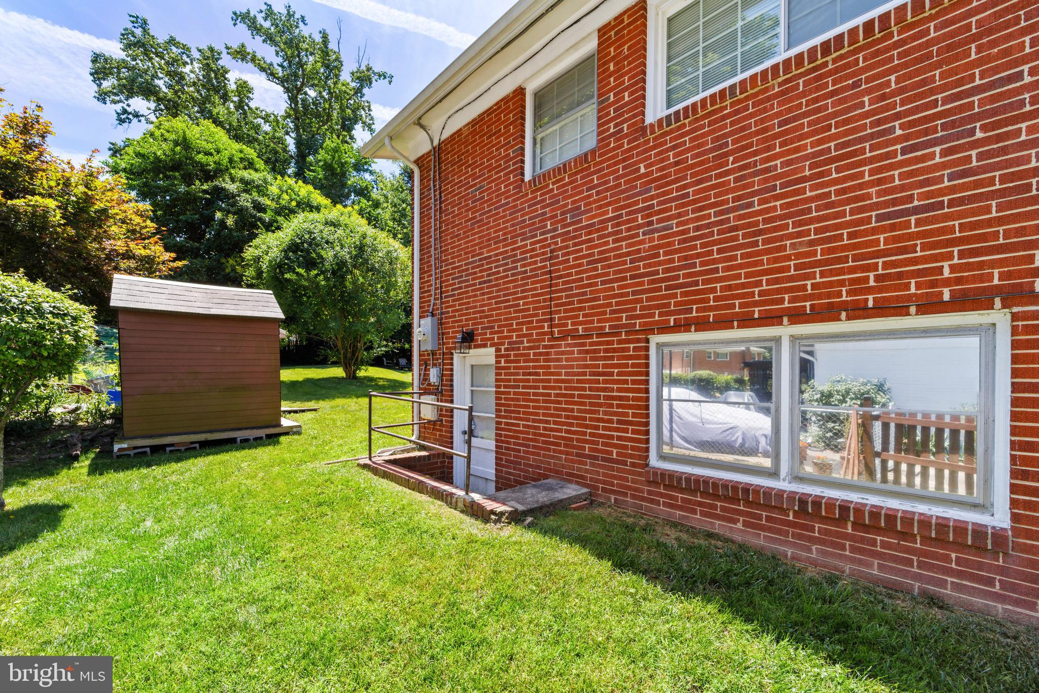 HILLANDALE HEIGHTS - Residential