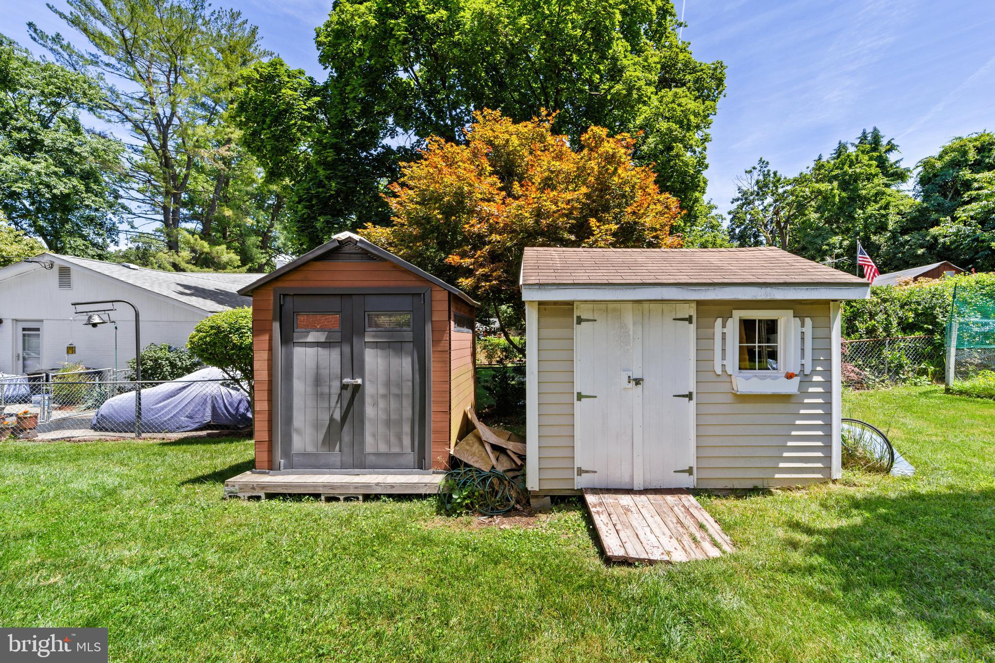 HILLANDALE HEIGHTS - Residential