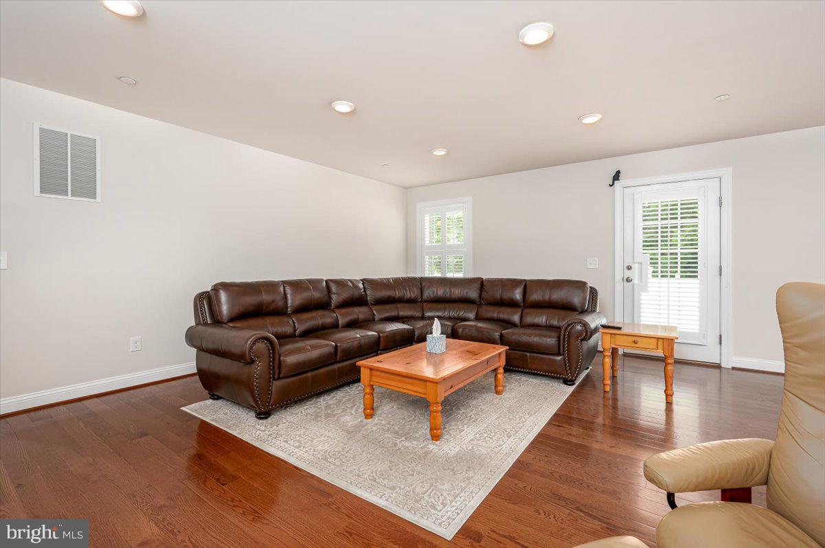 GLEN BURNIE HEIGHTS - Residential